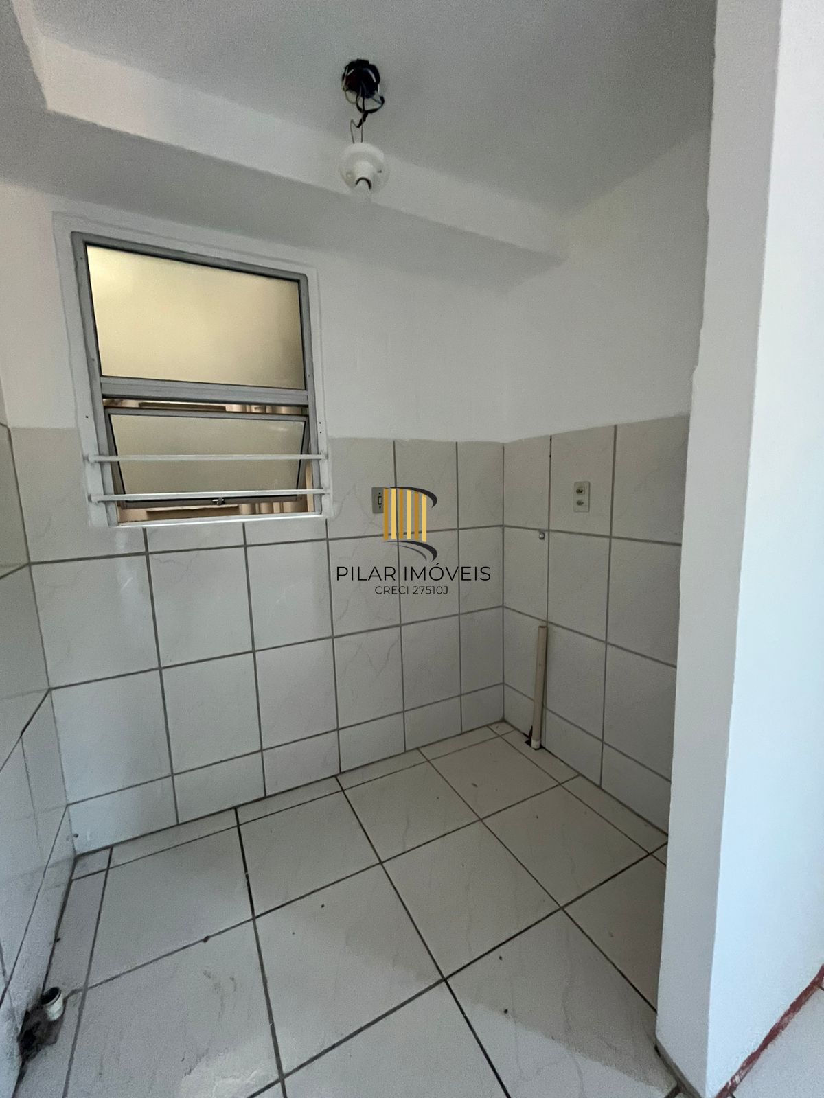 Apartamento no bairro Campo Novo - 2 dormitórios - 1 vaga de garagem