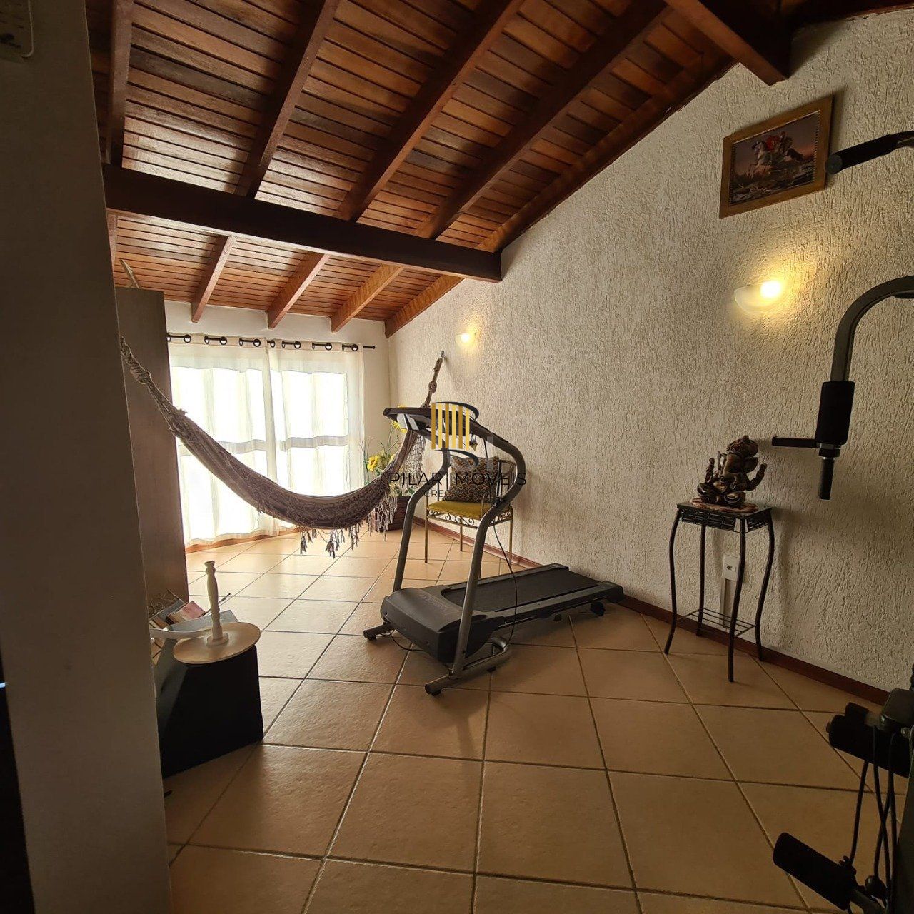 SOBRADO 4 DORMITORIOS, HIPICA