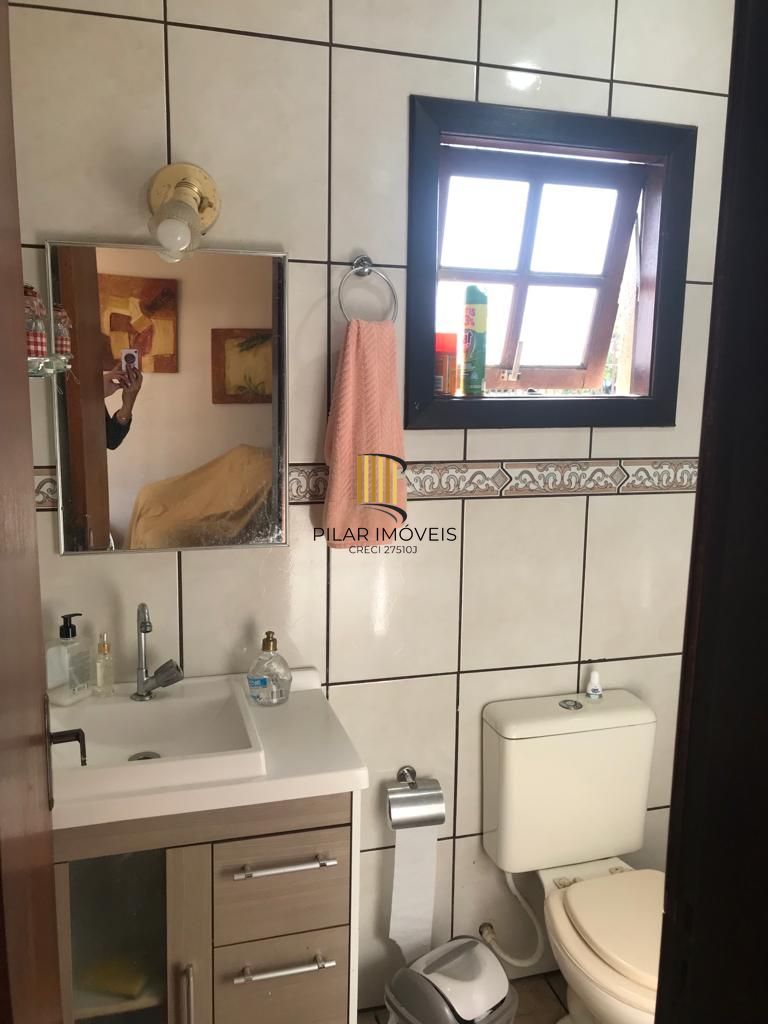 Sobrado semi mobiliado de 3 dormitorios sendo uma suite no bairro Hipica