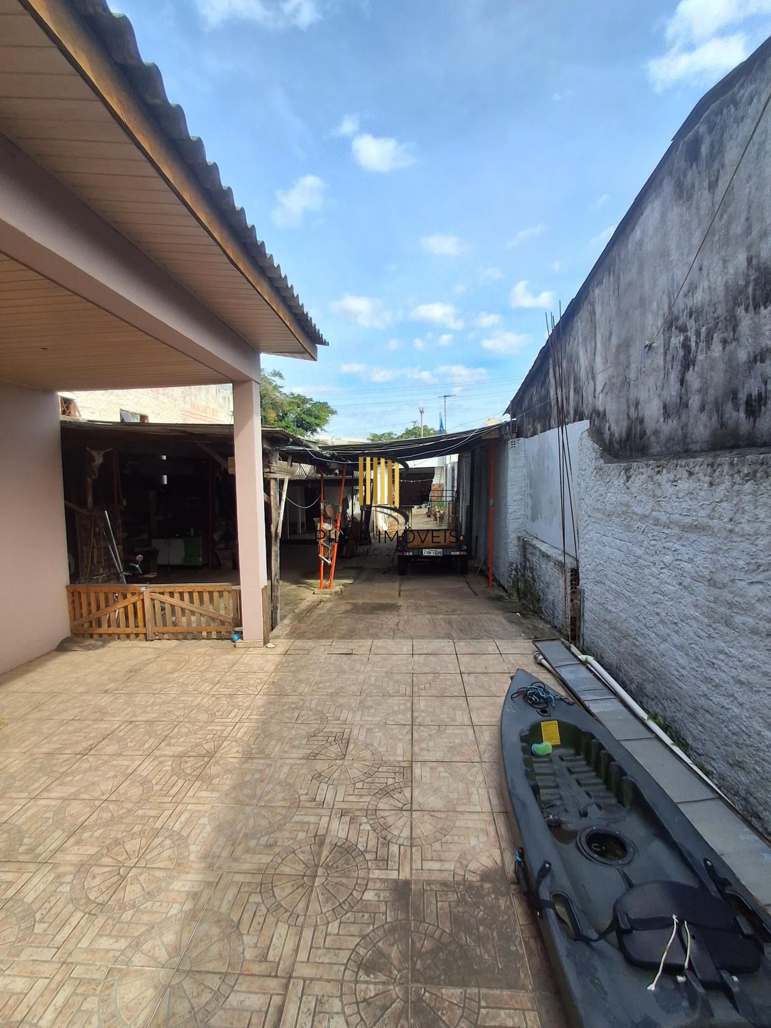 CASA NA RESTINGA 2 DORMITÓRIOS