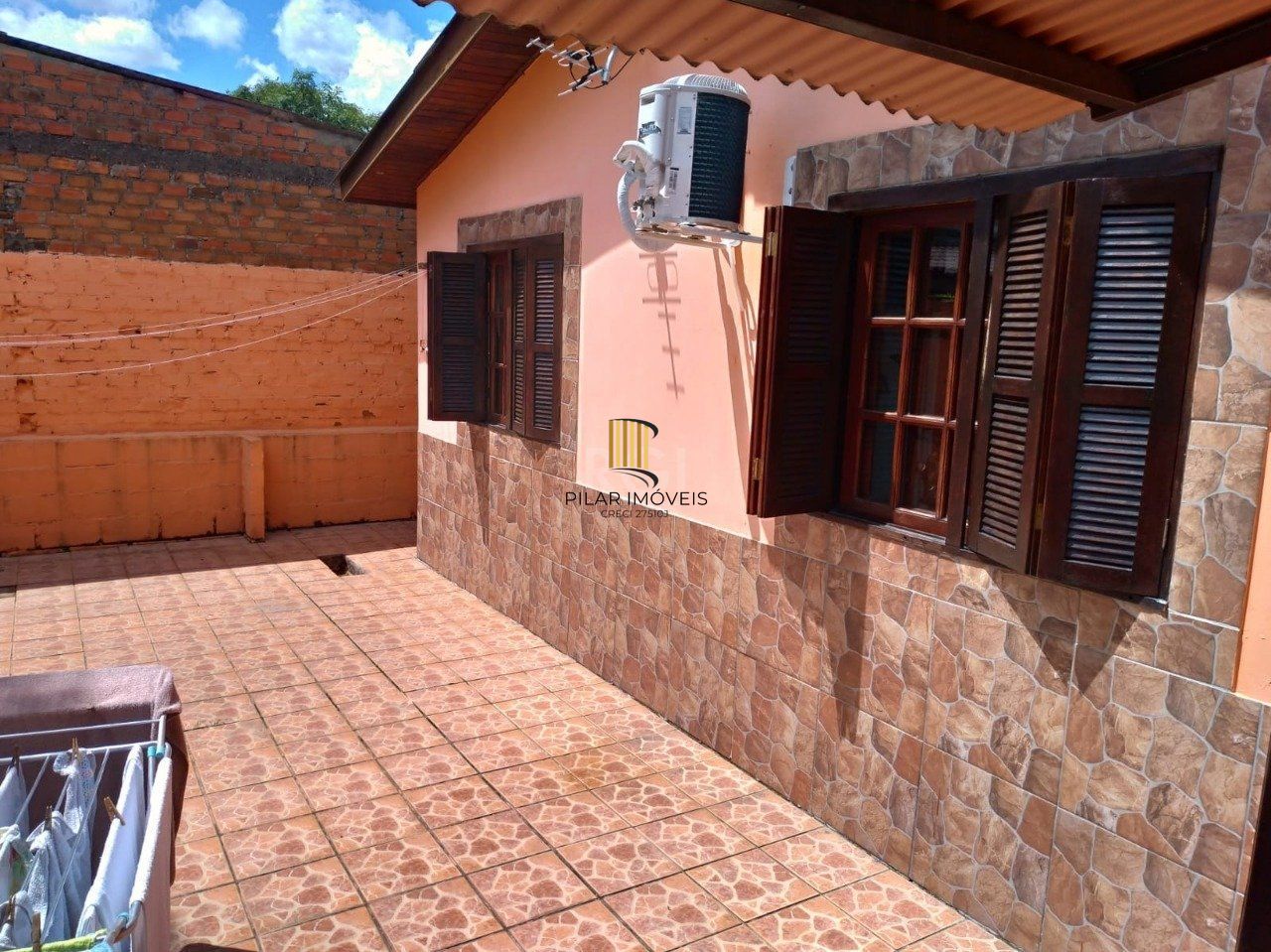 Casa no bairro Ponta Grossa - 3 dormitórios