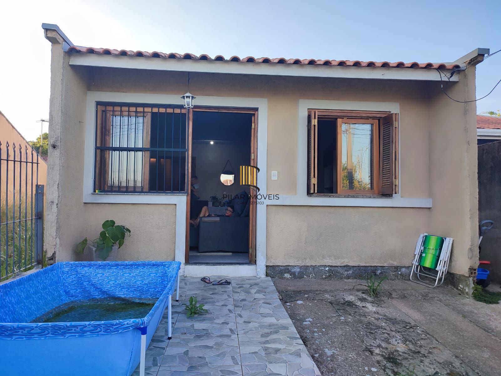 Casa no bairro Hípica - 2 dormitórios - 1 suíte