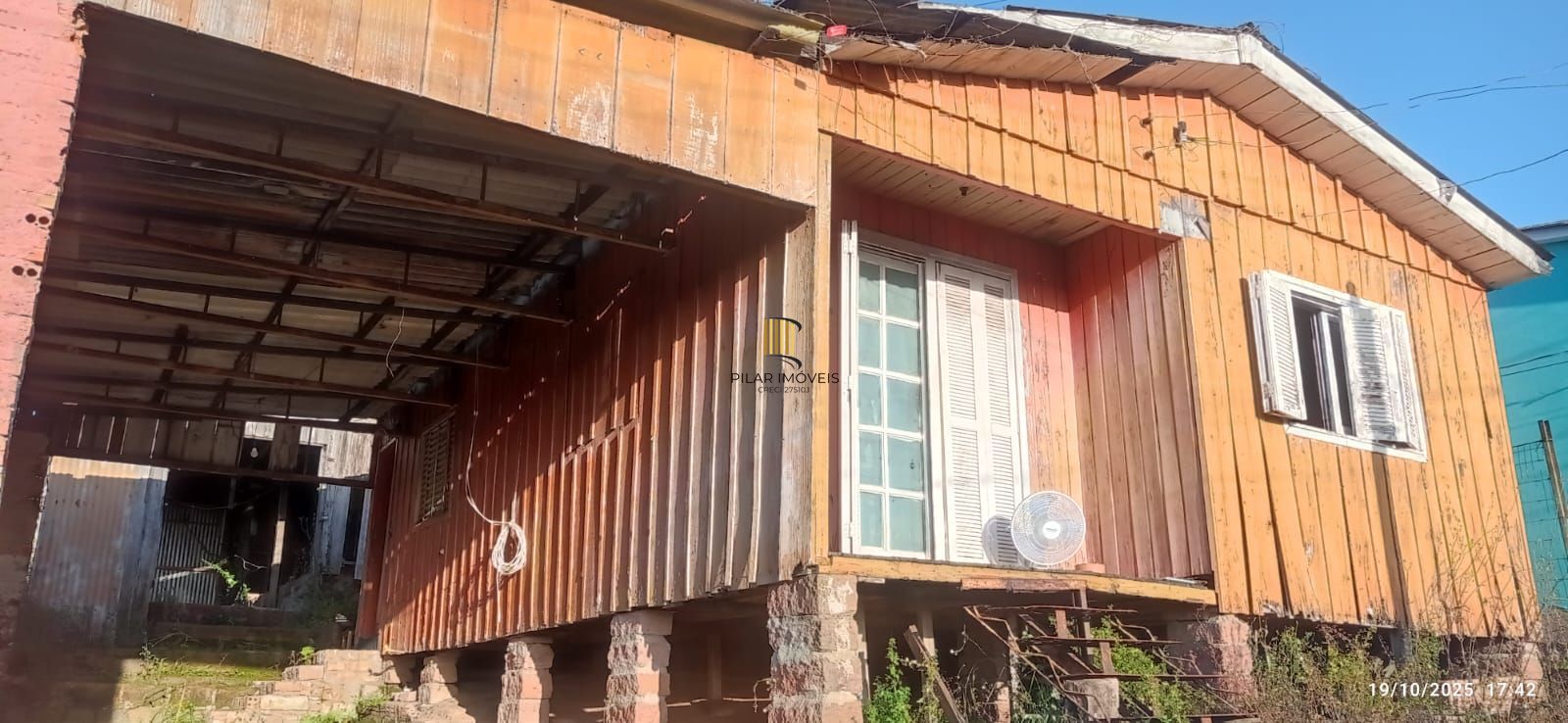 Casa no bairro Pitinga - 3 dormitórios - 2 banheiros