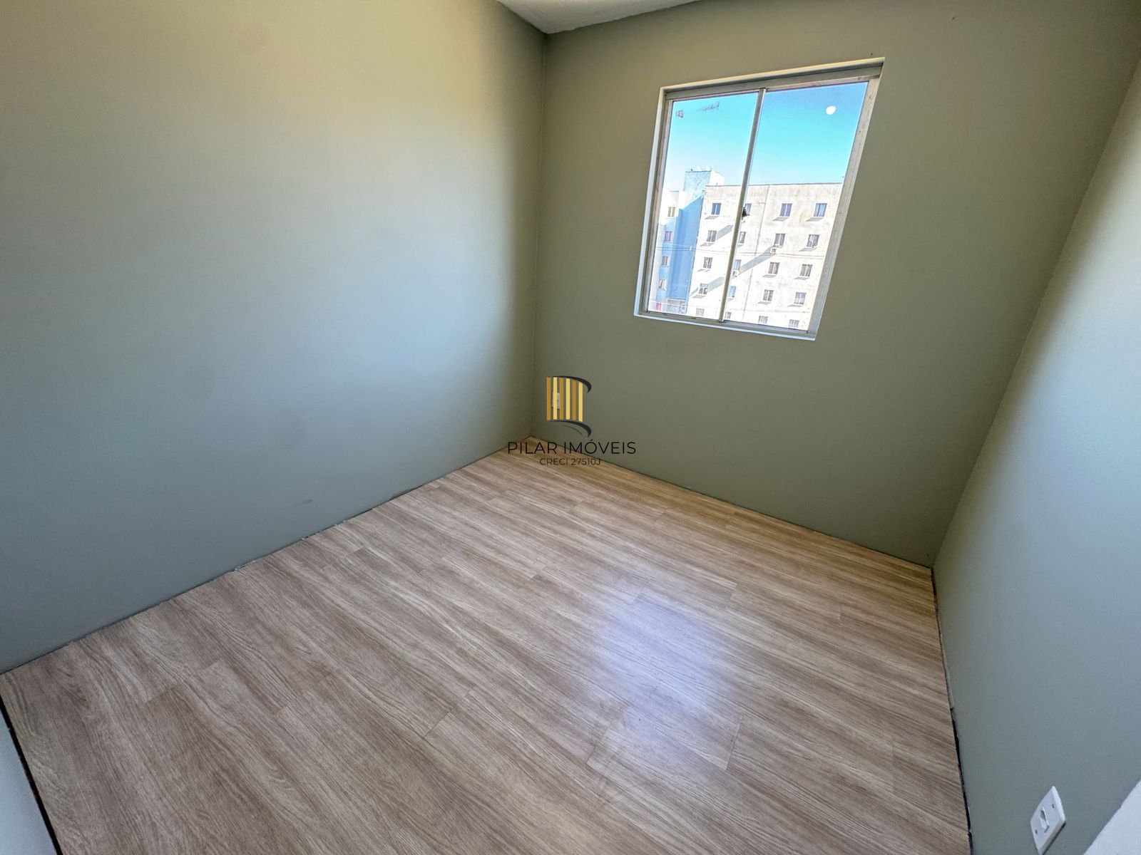Apartamento o bairro Restinga - 2 dormitórios
