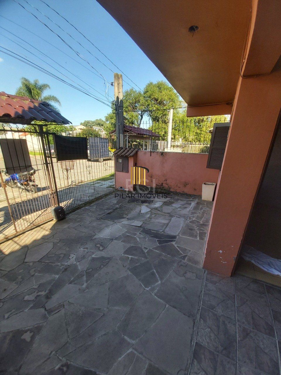 Casa no bairro Hípica - 3 dormitórios