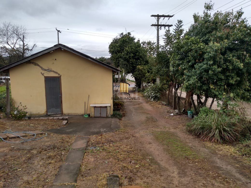 CASA NO BAIRRO HIPICA - 2 DORMITÓRIOS