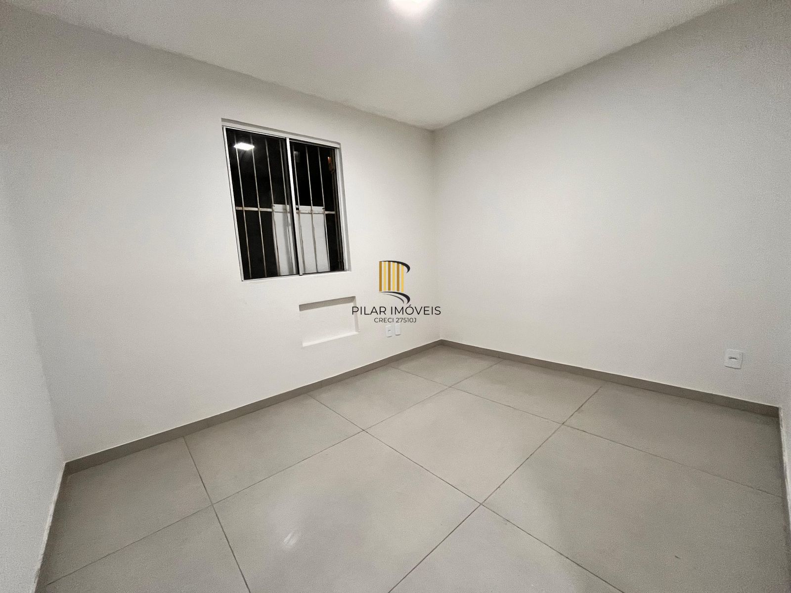 Apartamento - 2 Dormitórios,