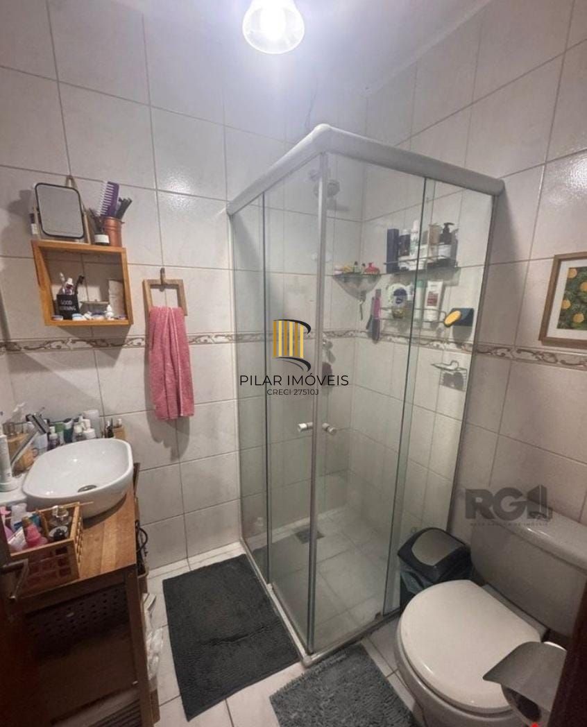 Casa em condomínio - 3 dormitórios