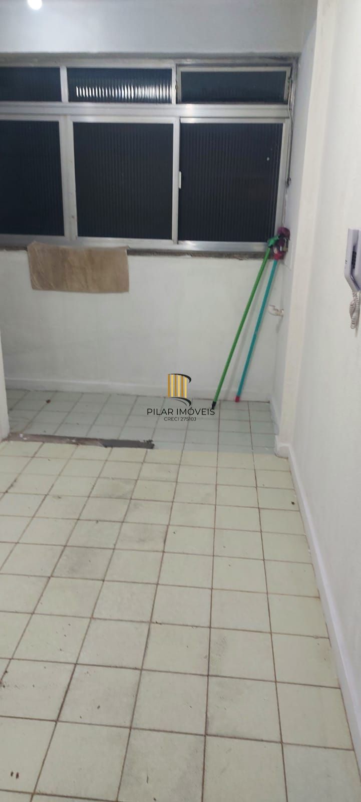 Apartamento de um dormitório no bairro Santa Tereza