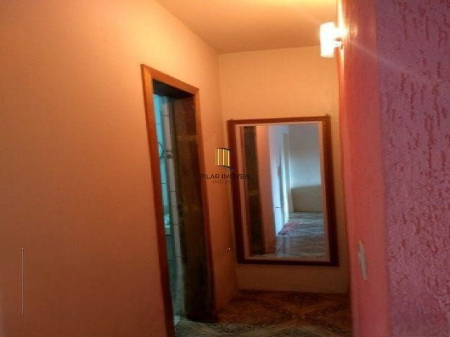 Casa no bairro Hípica - 3 dormitórios