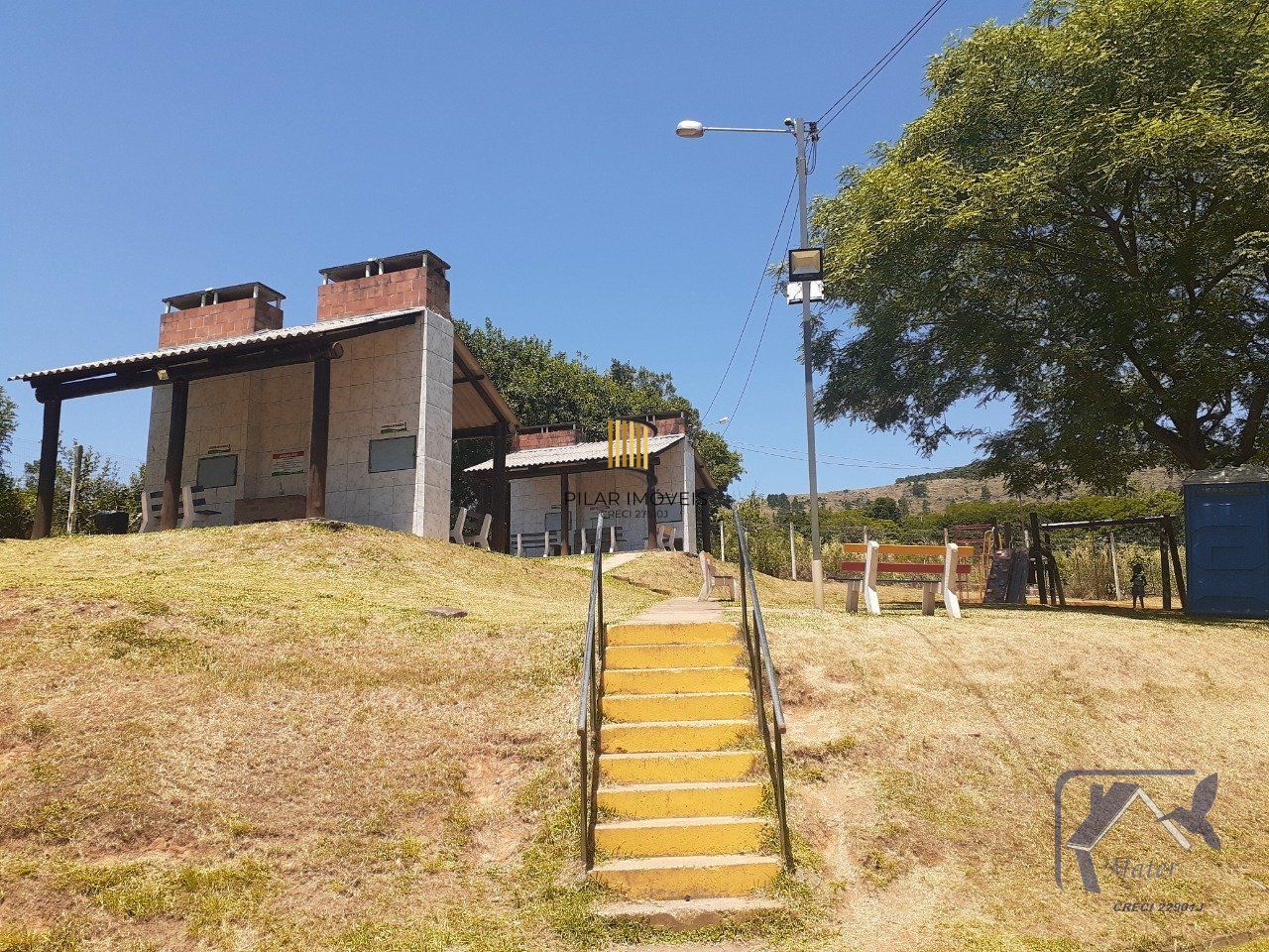 Apartamento no Bairro Campo Novo - 2 dormitórios