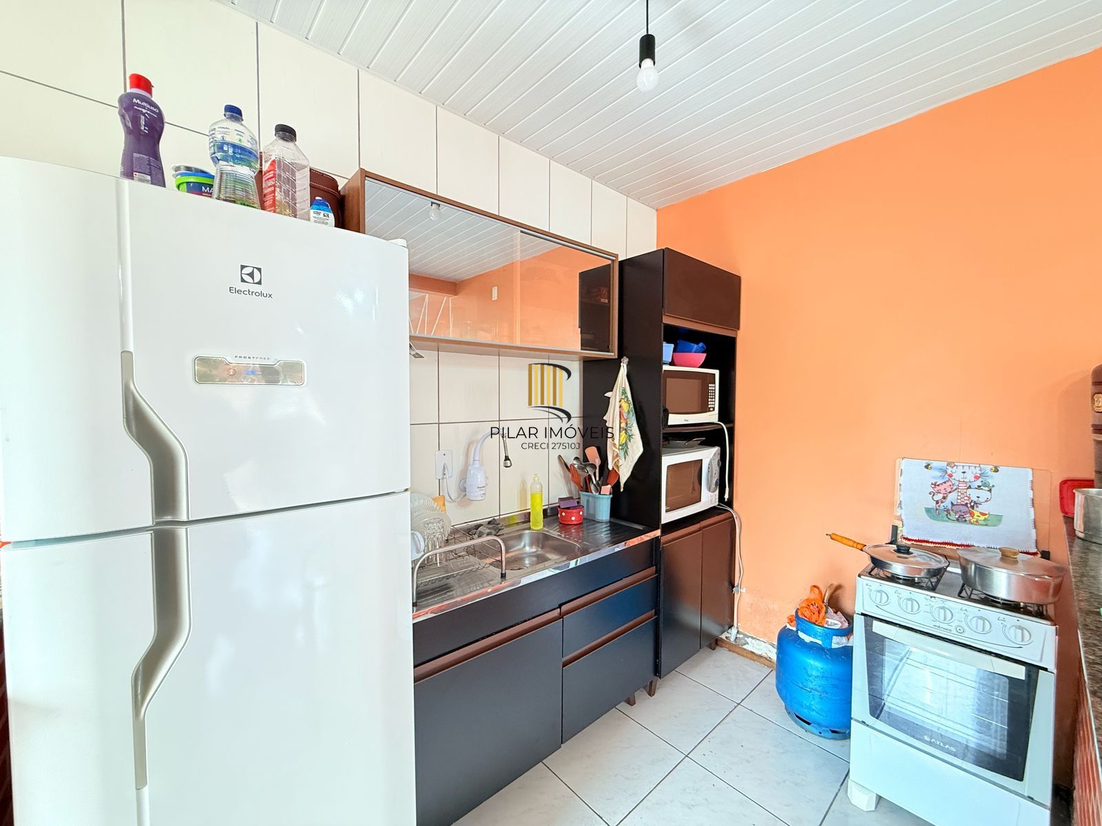Casa no bairro Hípica - 2 dormitórios