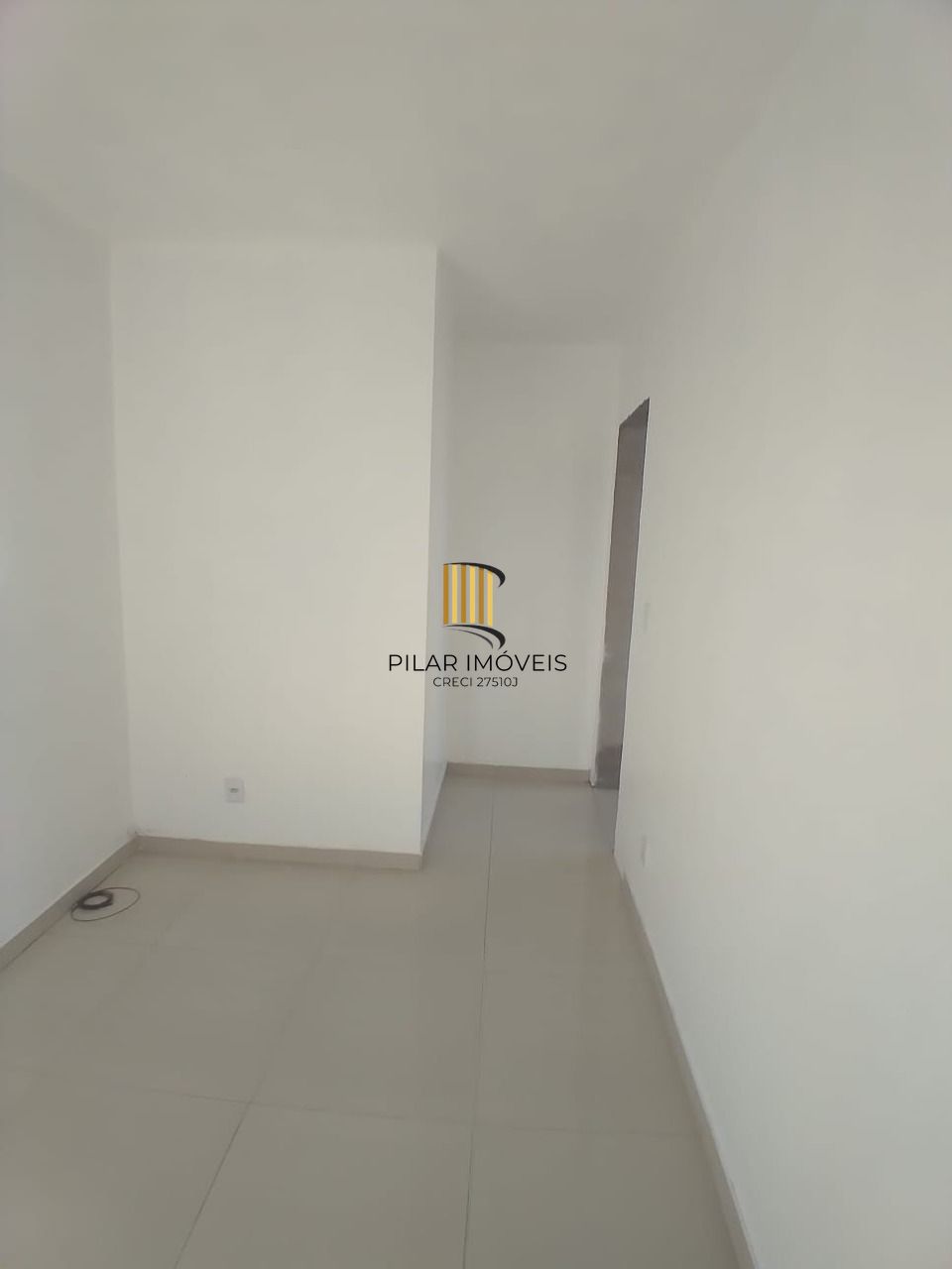 Sobrado no bairro Aberta dos Morros - 3 dormitórios - 1 suíte