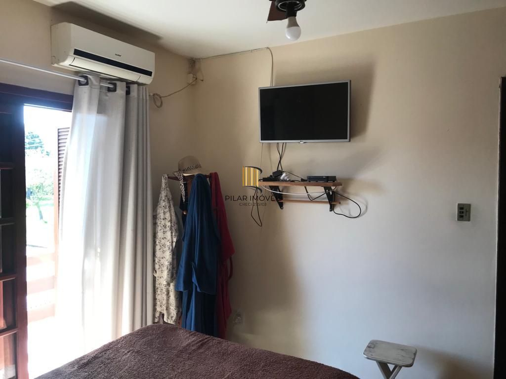 Sobrado semi mobiliado de 3 dormitorios sendo uma suite no bairro Hipica