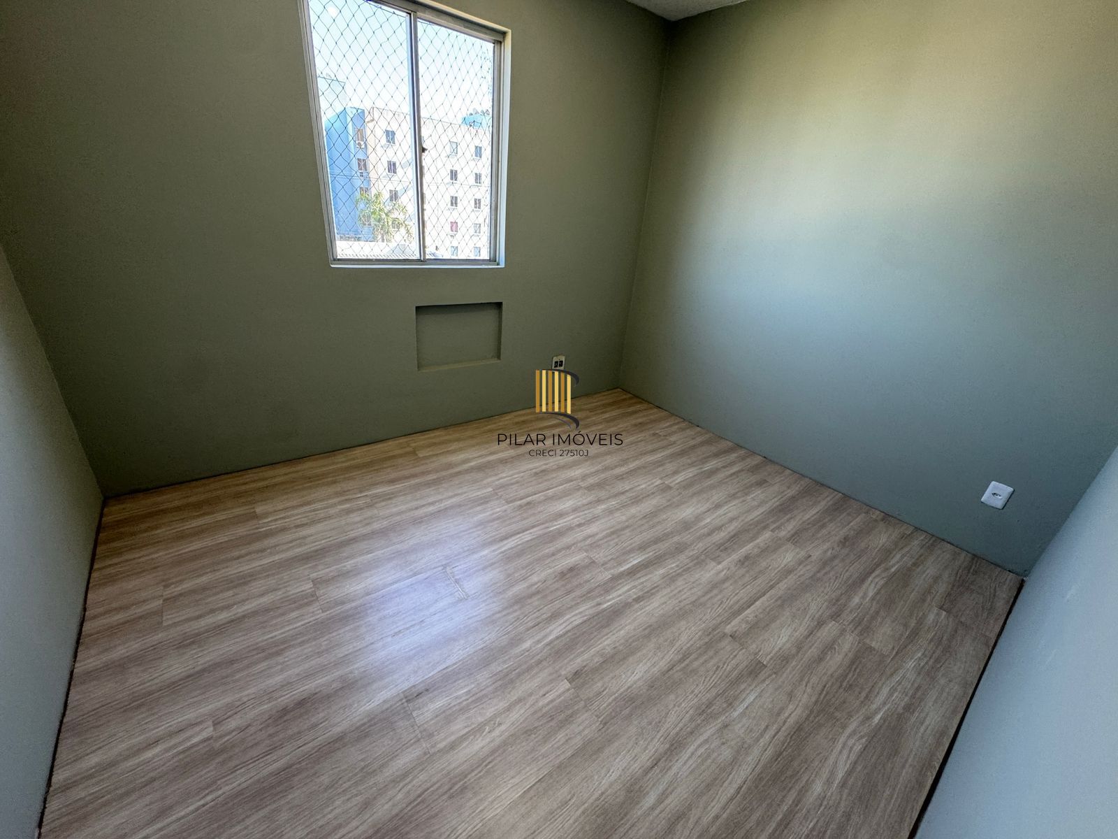 Apartamento o bairro Restinga - 2 dormitórios