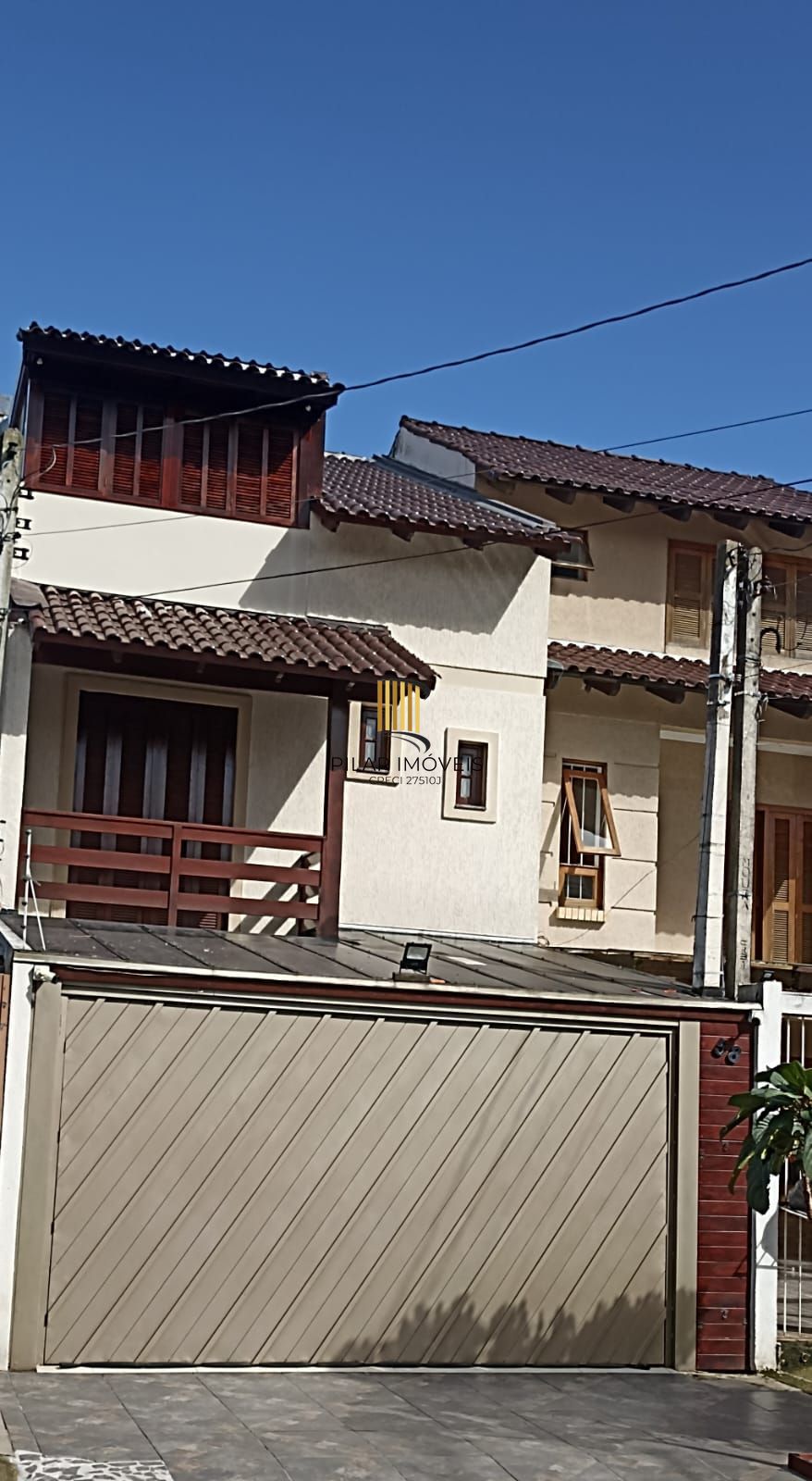 Casa no bairro Hípica - 4 dormitórios