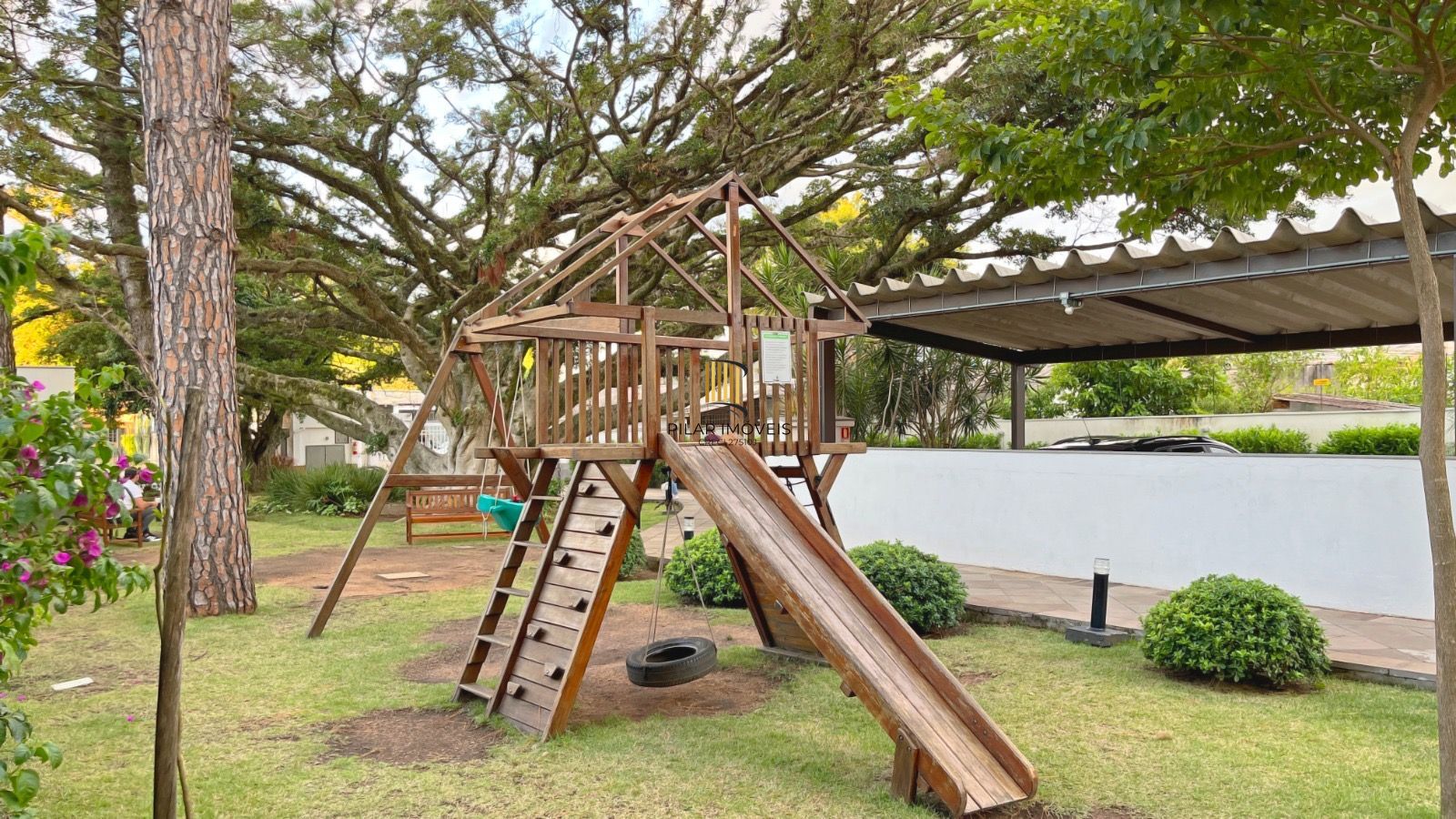 Apartamento 3 dormitórios - Bairro Camaquã