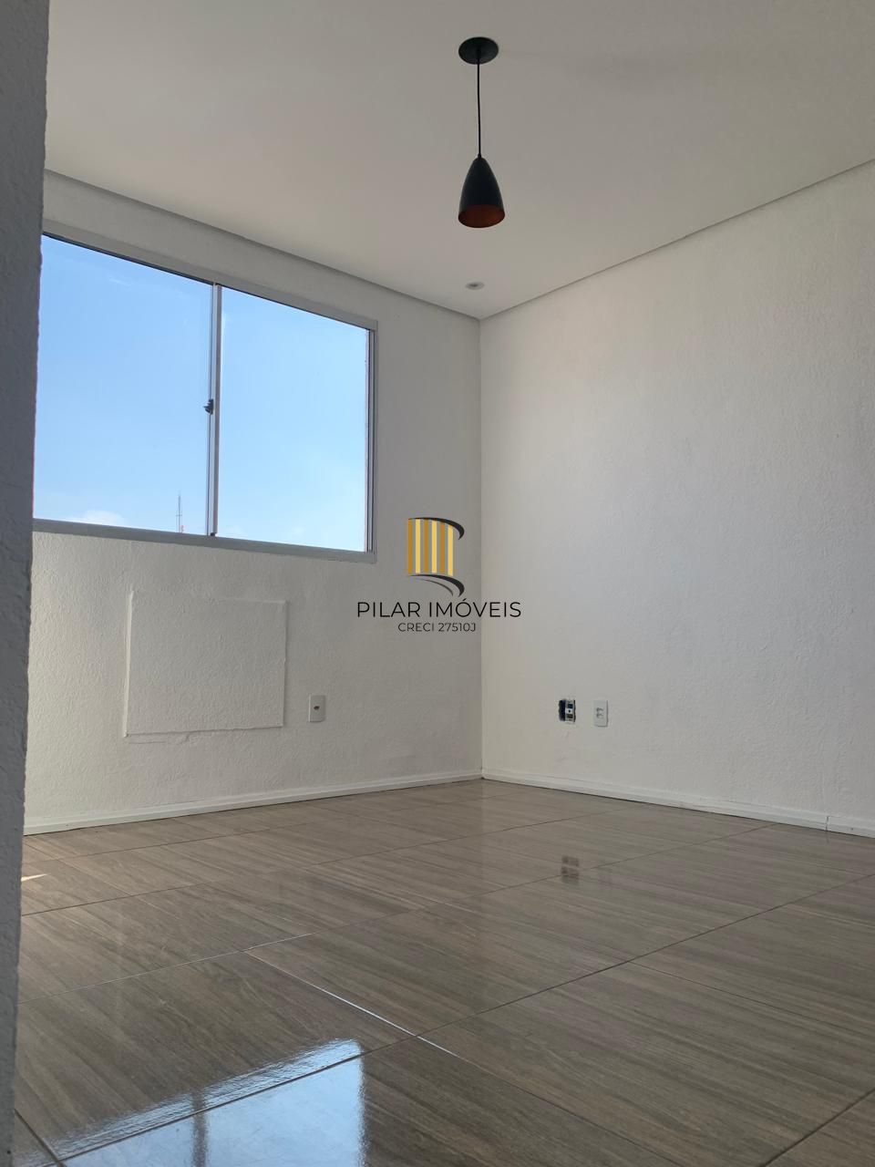 Apartamento no bairro Hípica - 2 dormitórios - 1 vaga