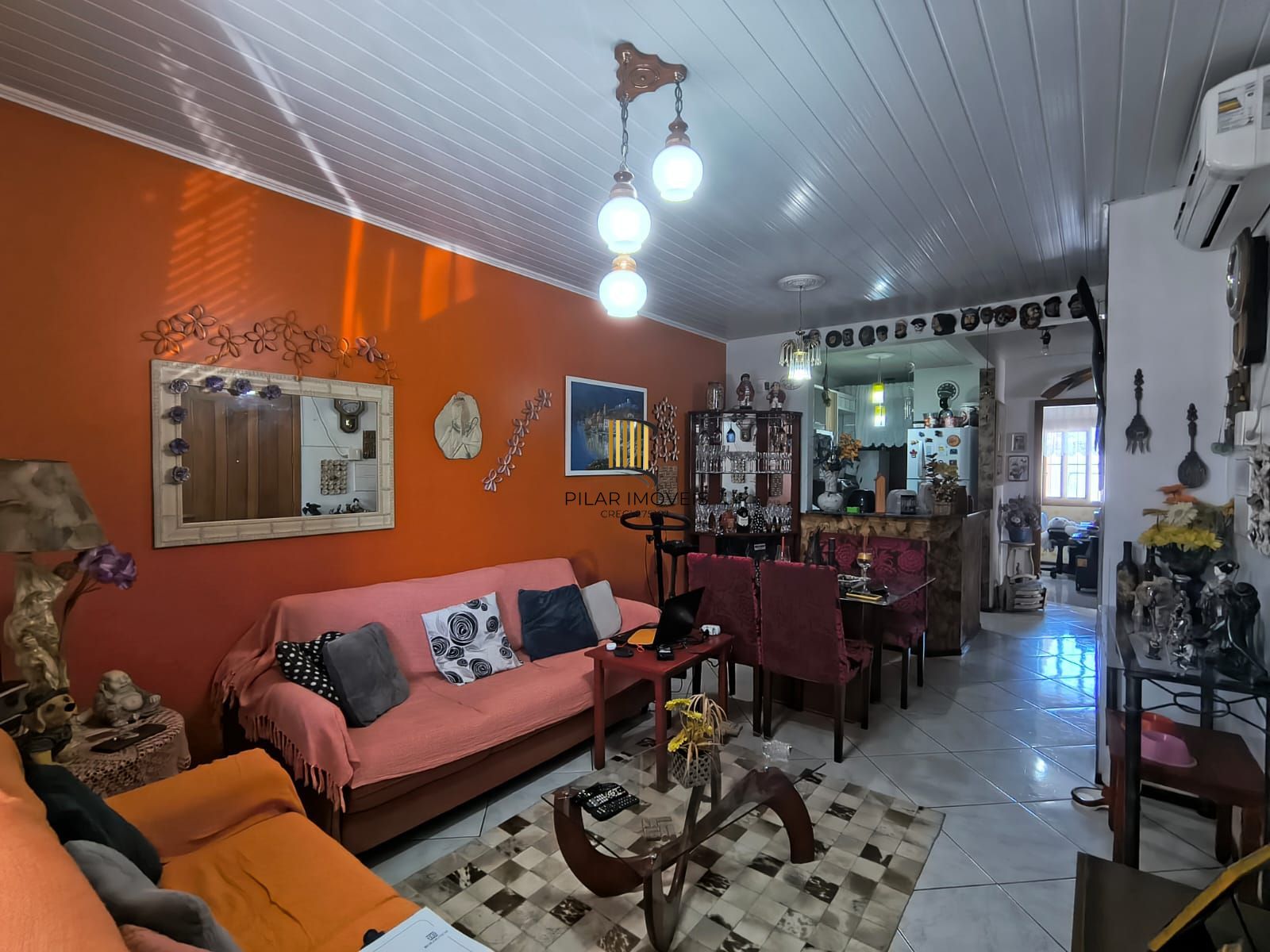 Belissima casa terrea de esquina, 3 dormitorios, semi mobiliada e com piscina, no Loteamento Moradas do Sul