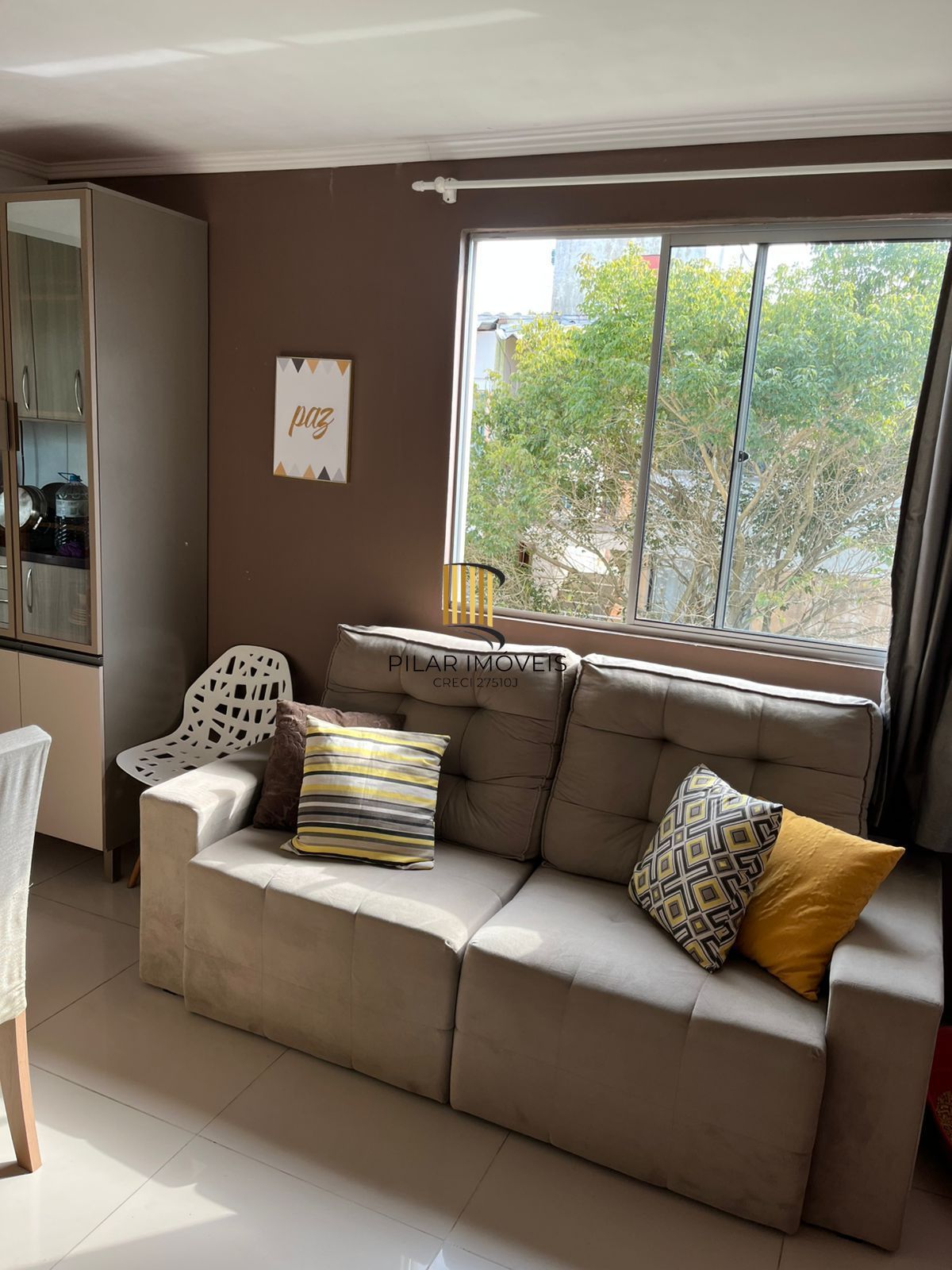 Lindo Apartamento 2 dormitórios semi mobiliado Bairro Restinga