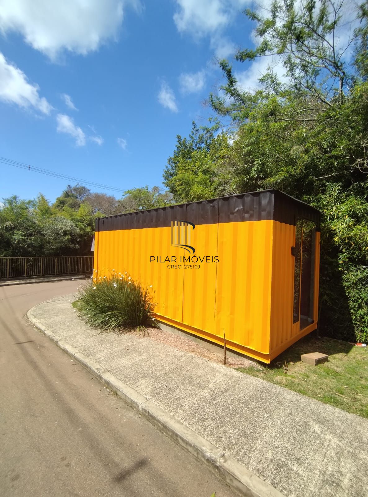 Apartamento de 2 Dormitórios Localizado na Av.Protasio