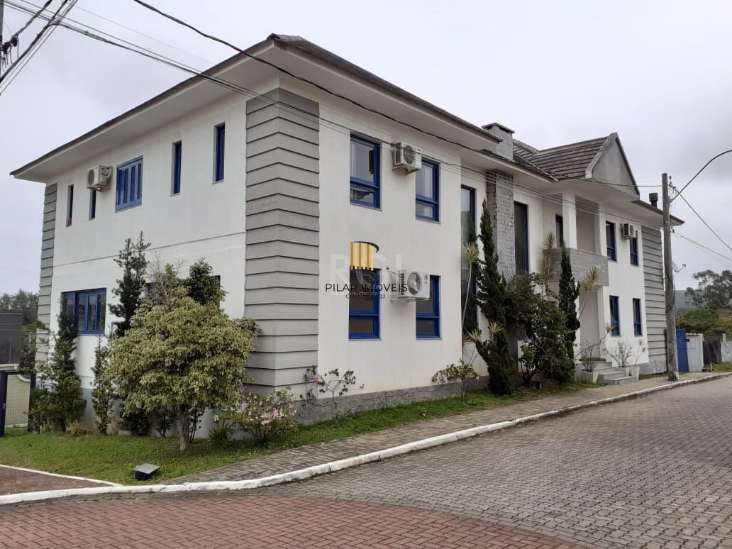 Casa 4 dormitórios no bairro Hípica - Pilar Imóveis