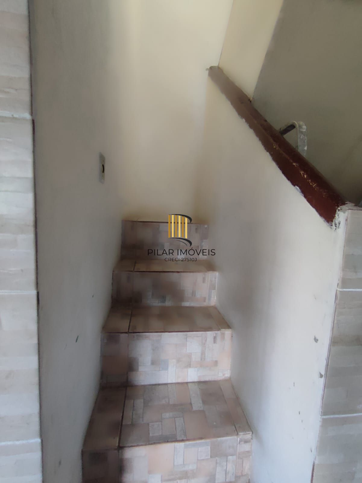 Casa no bairro Restinga - 3 dormitórios