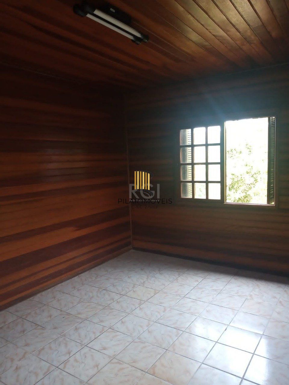 Casa 4 dormitórios no bairro Vila Nova
