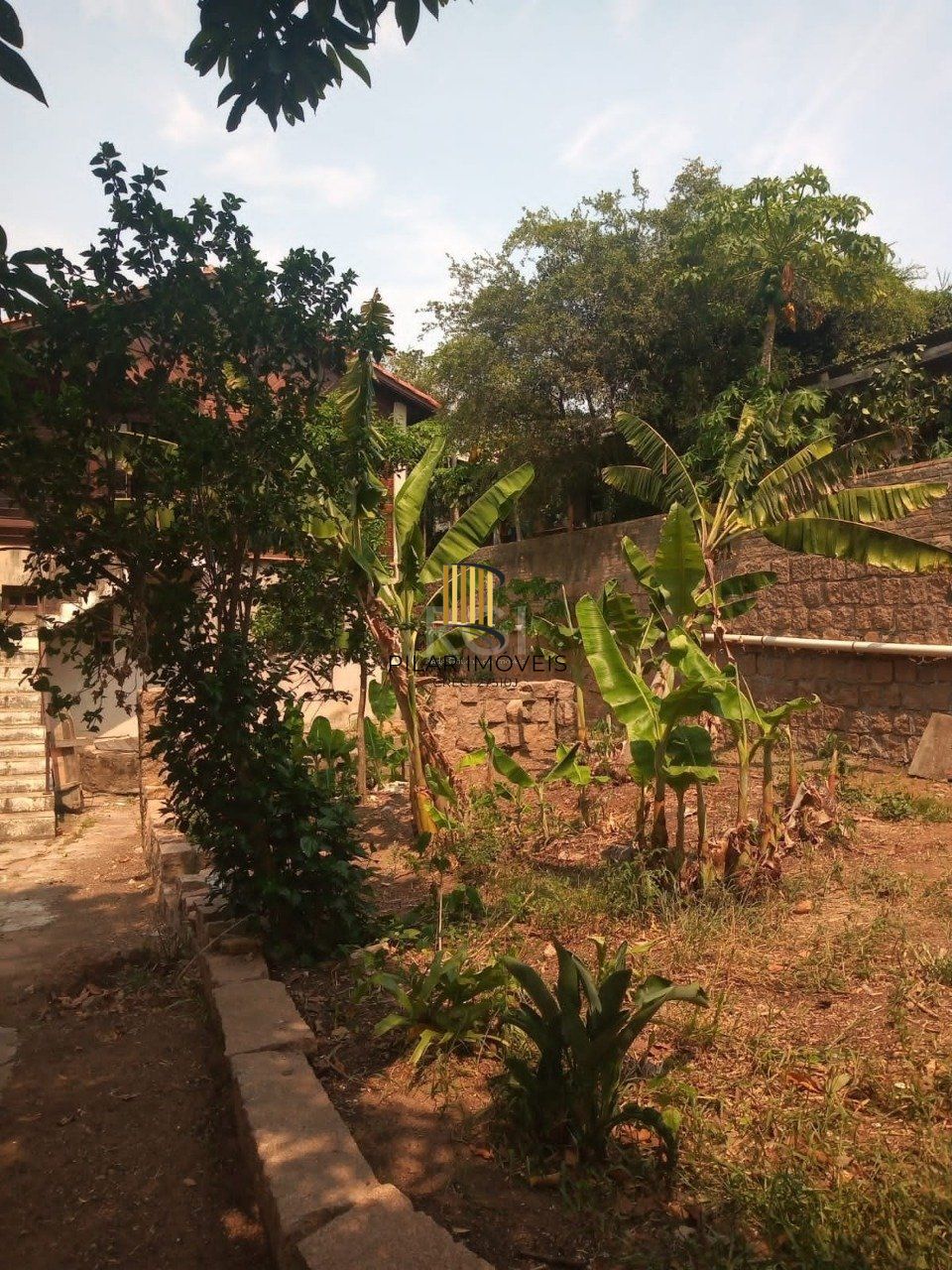 Casa 4 dormitórios no bairro Vila Nova