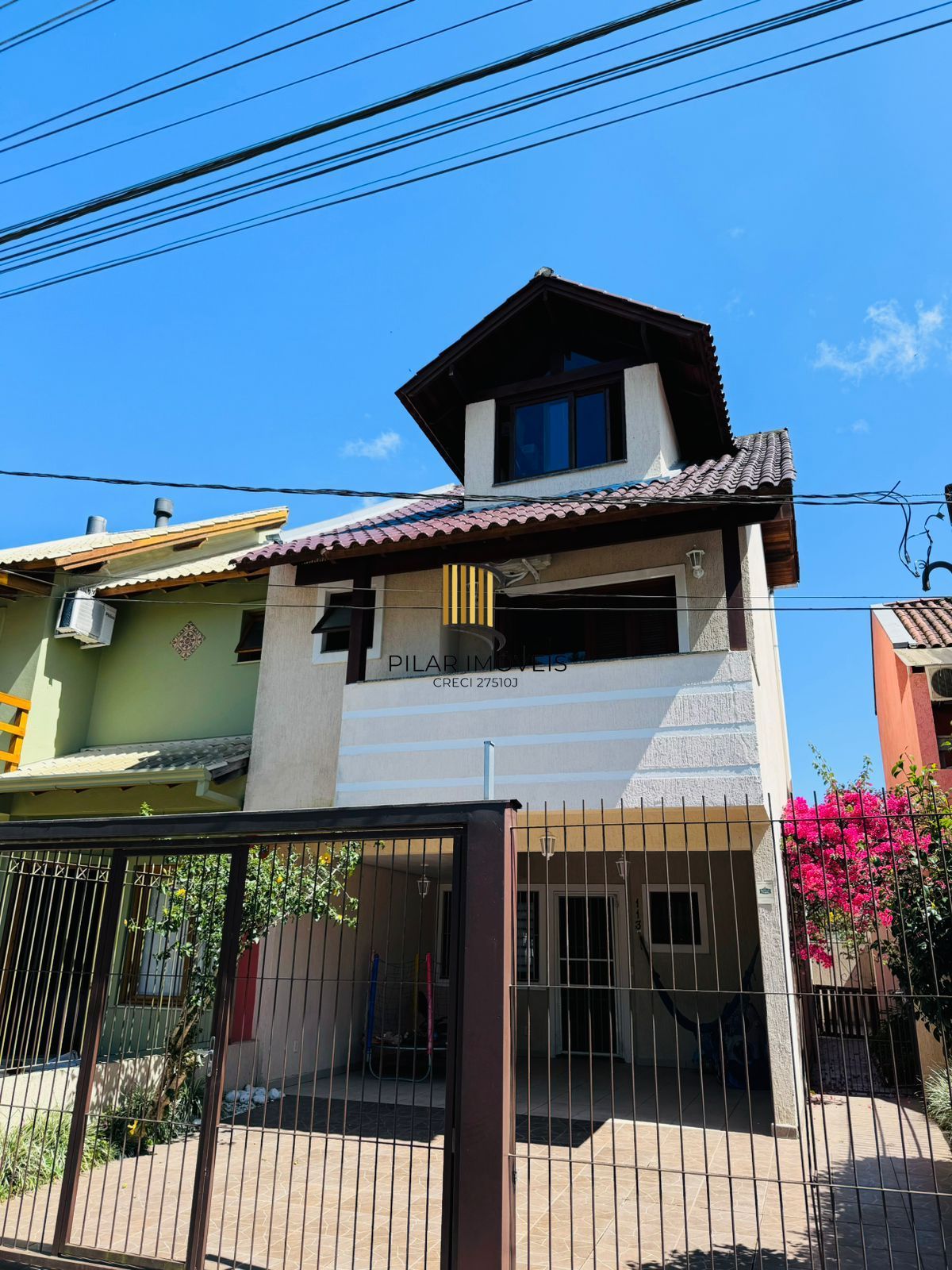 Casa no bairro Hípica - 3 dormitórios