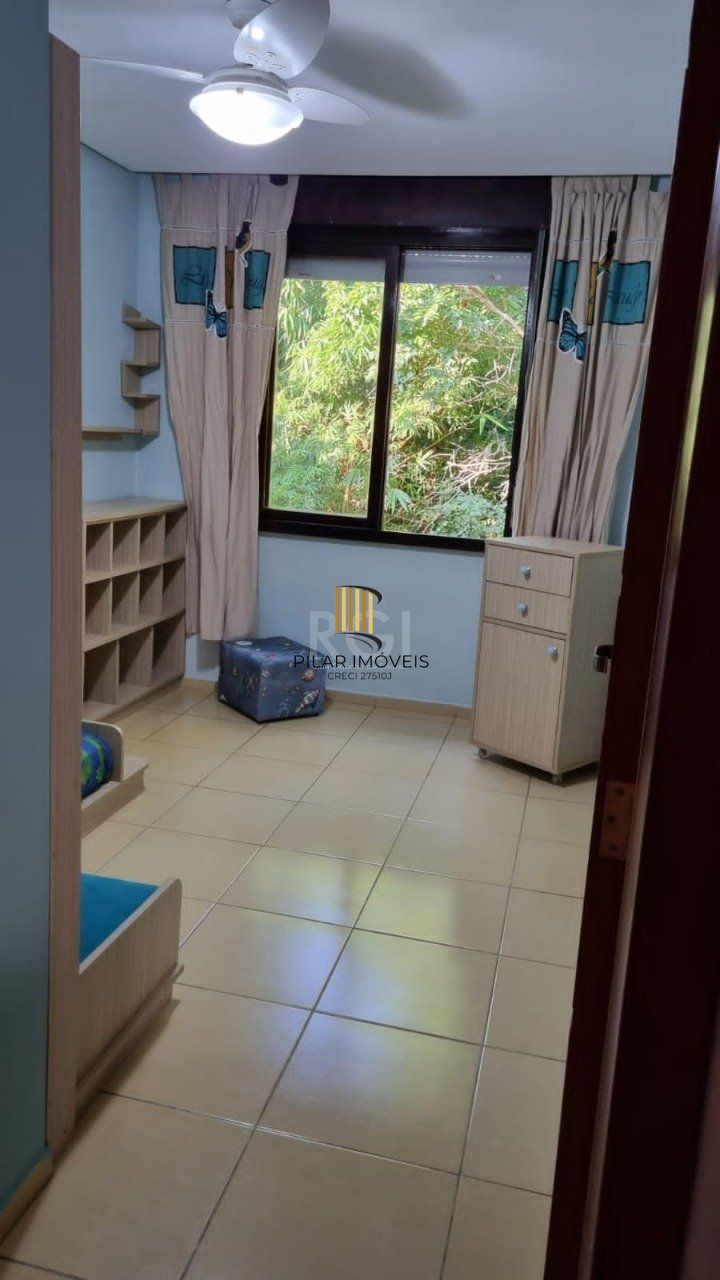 Apartamento no bairro Cavalhada - 3 dormitórios