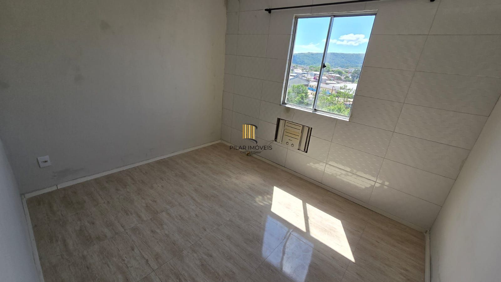 Apartamento na Restinga - 2 Dormitórios