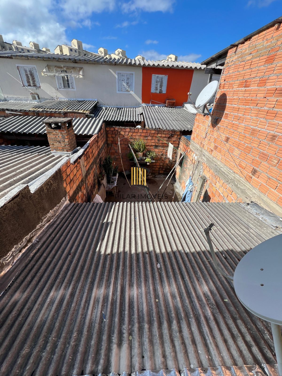 Sobrado de 2 Dormitórios Localizado no Bairro Vila Nova
