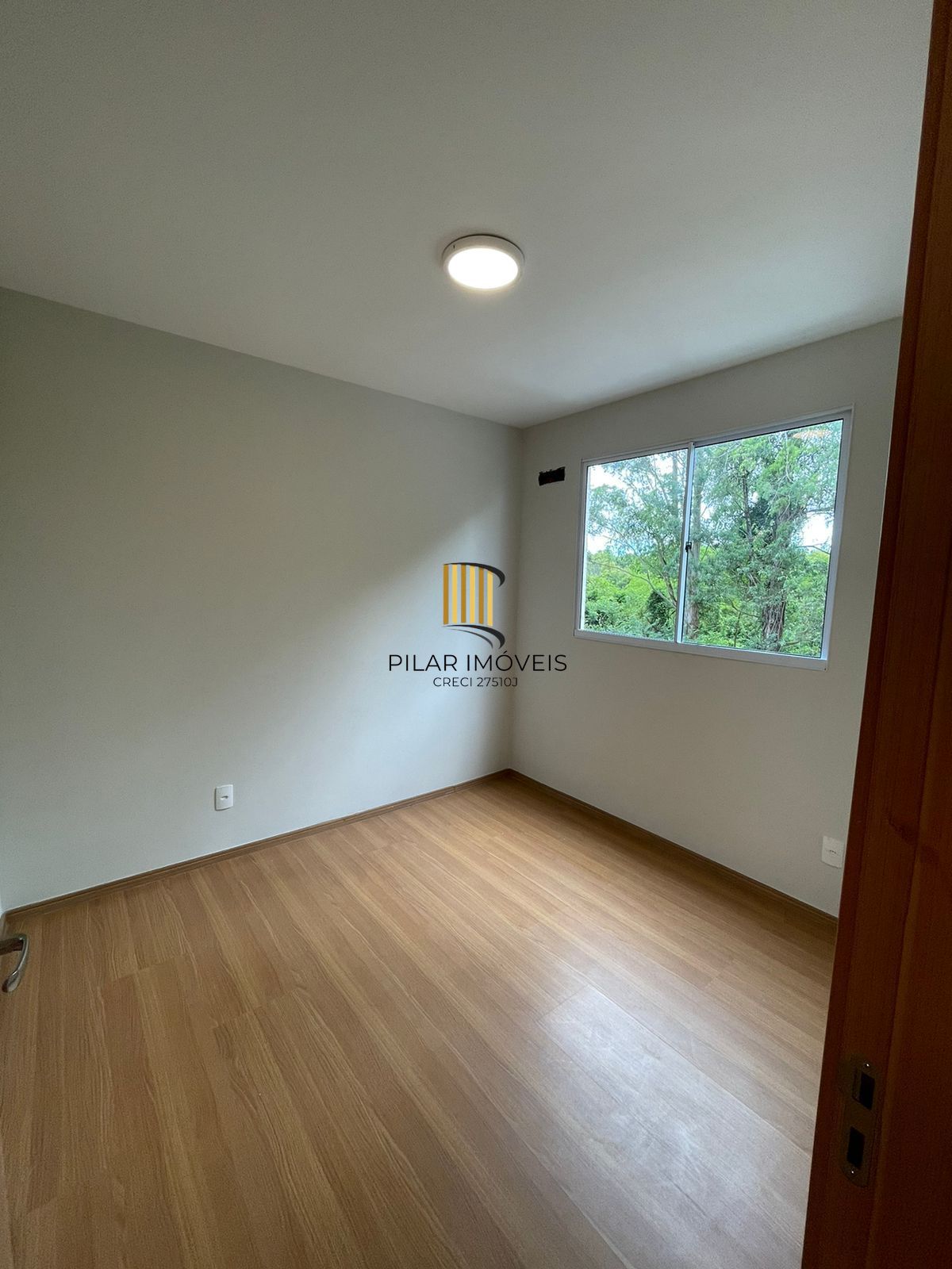 Apartamento 2 dormitórios- Restinga