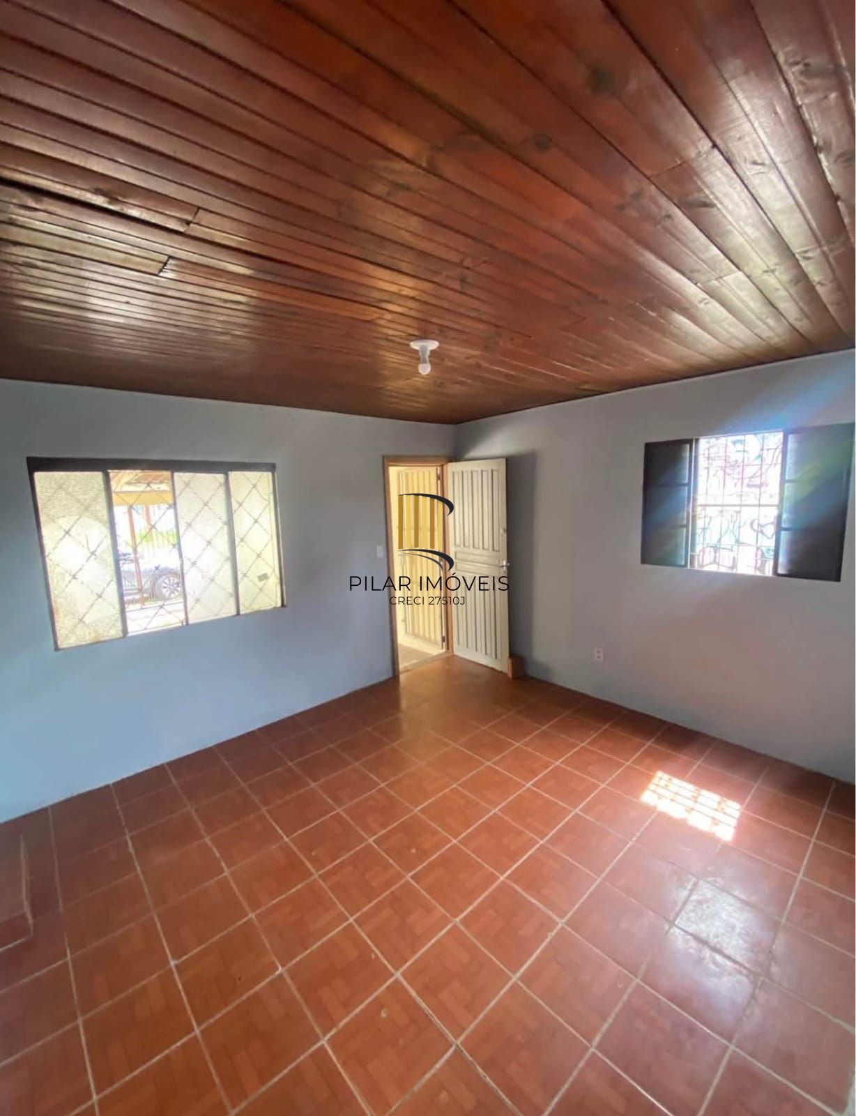 Excelente casa térrea 2 dormitórios Bairro Restinga