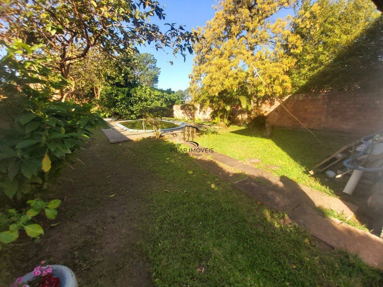 CASA NO LAMI - 2 DORMITÓRIOS