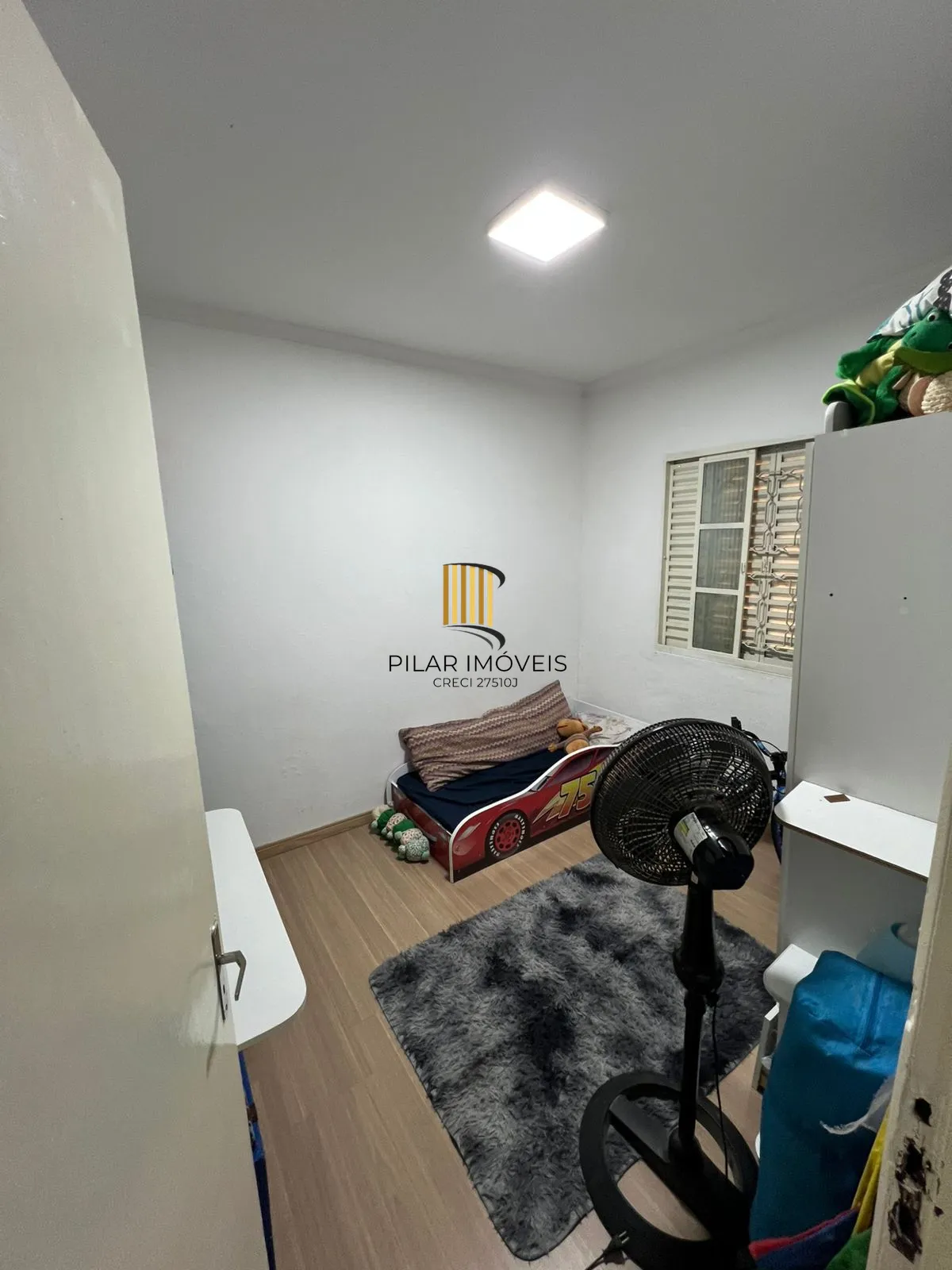 Lindo Apartamento Localizado no Bairro restinga de 2 dormitórios