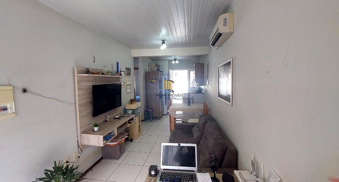 Casa em condomínio no bairro Hípica - 2 dormitórios - 1 Vaga