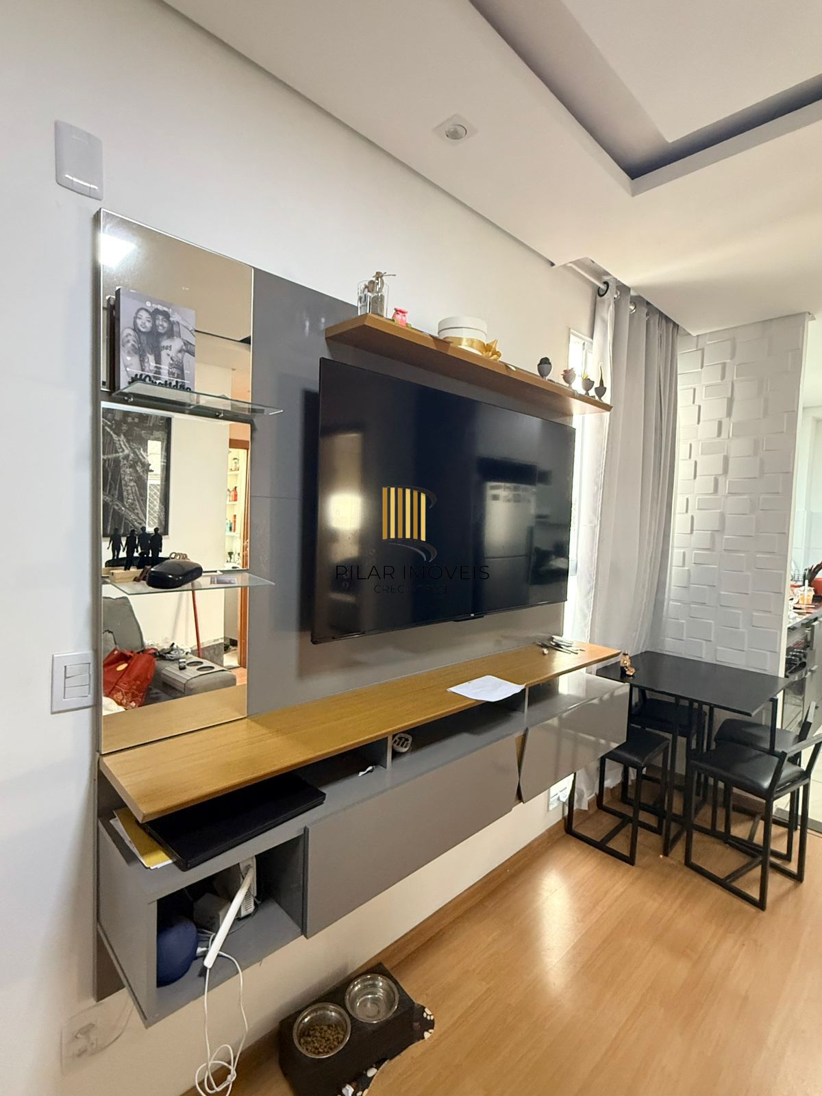 Apartamento no bairro Mario Quintana / Av. Protasio Alves - 2 dormitórios - 1 vaga