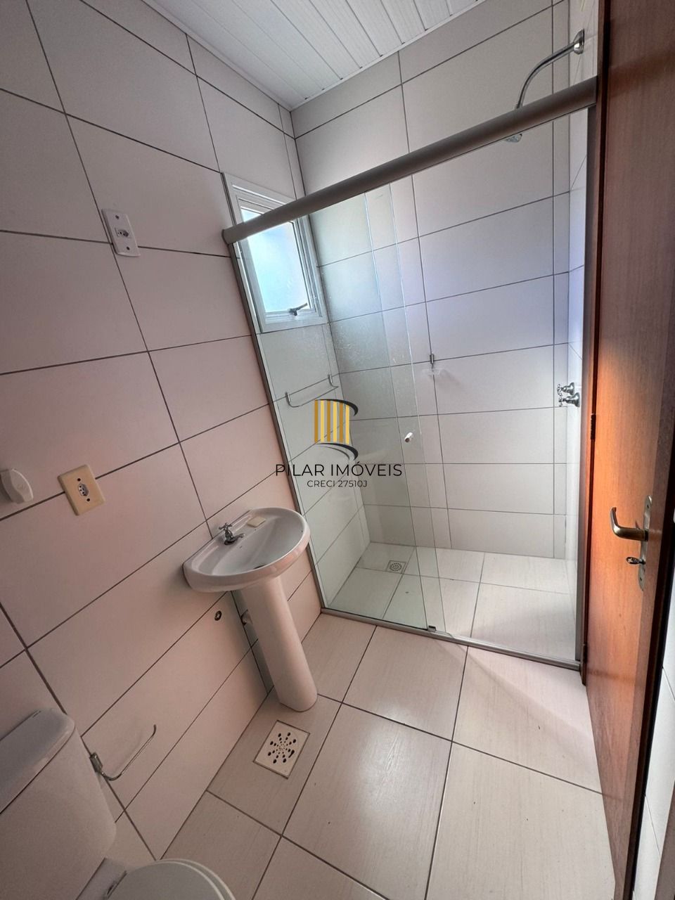 Casa de Condomínio 3 dormitórios no bairro Restinga