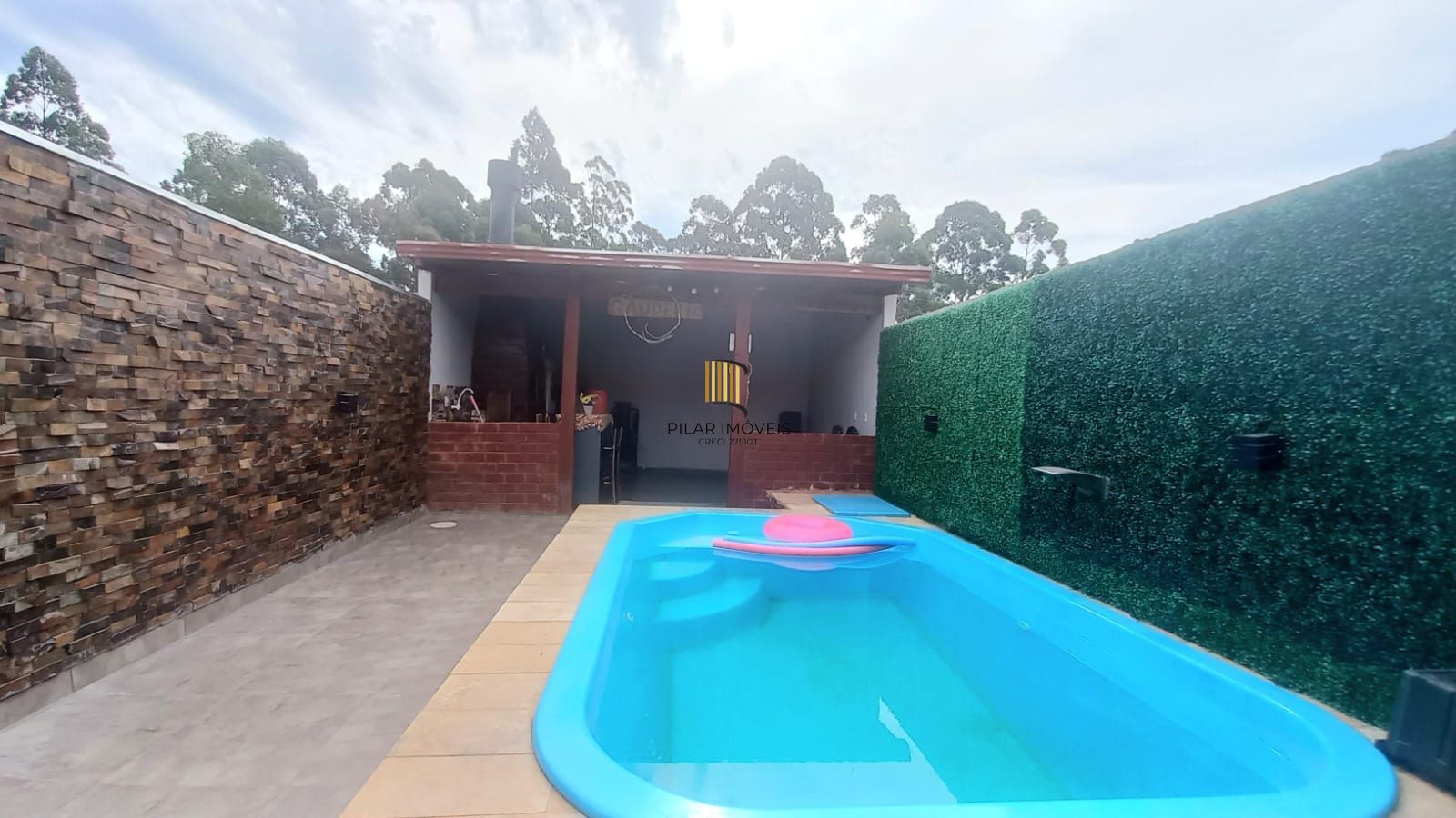 Casa no bairro Restinga - 2 dormitórios