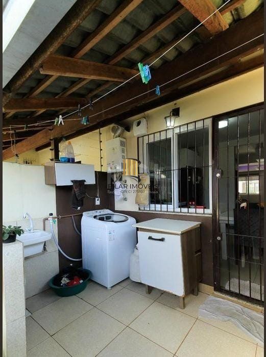 Casa 2 dormitórios no bairro Aberta dos Morros