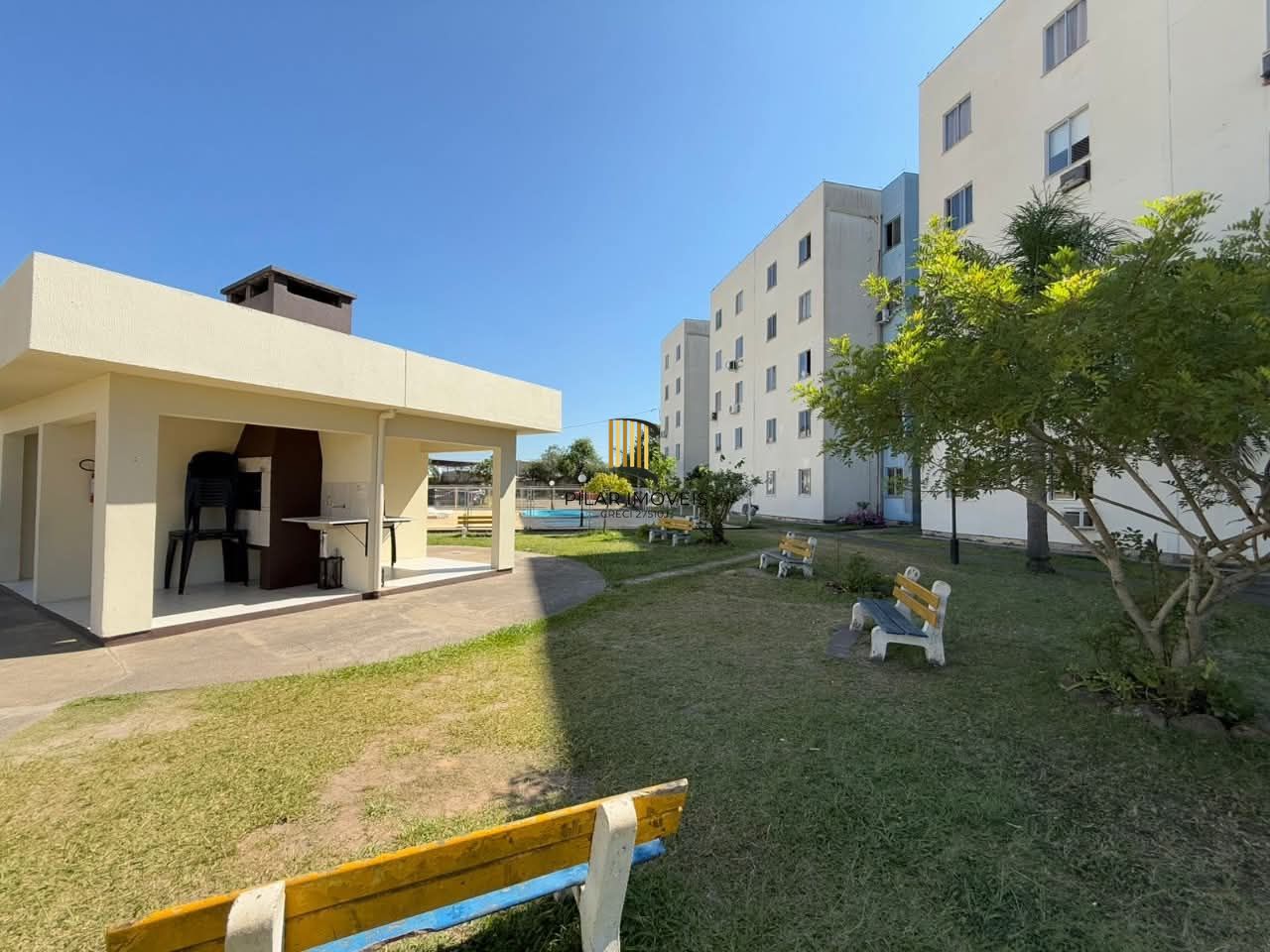 Apartamento mobiliado 2 dormitórios - Restinga
