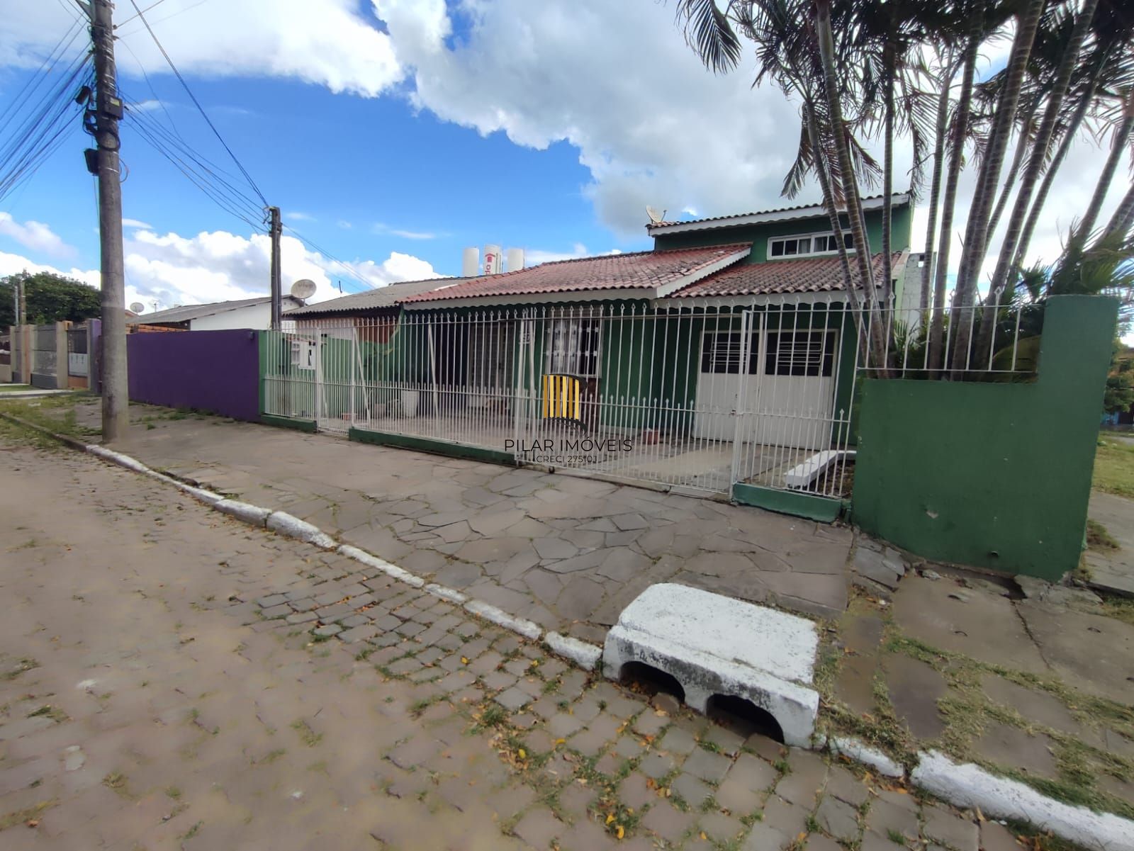 Casa no bairro Restinga - 3 dormitórios