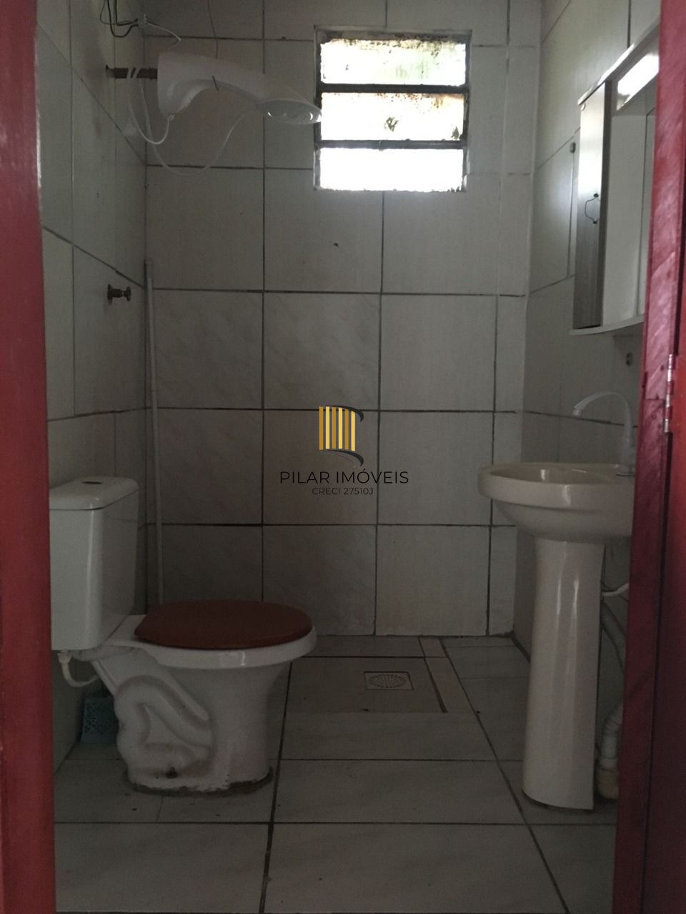 Casa no bairro Ipanema - 2 dormitórios