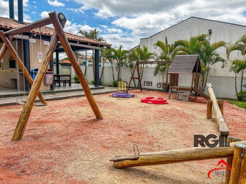 Casa em condomínio no bairro Hípica - 2 dormitórios