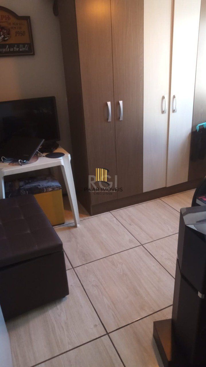 Apartamento no bairro Restinga - 2 dormitórios