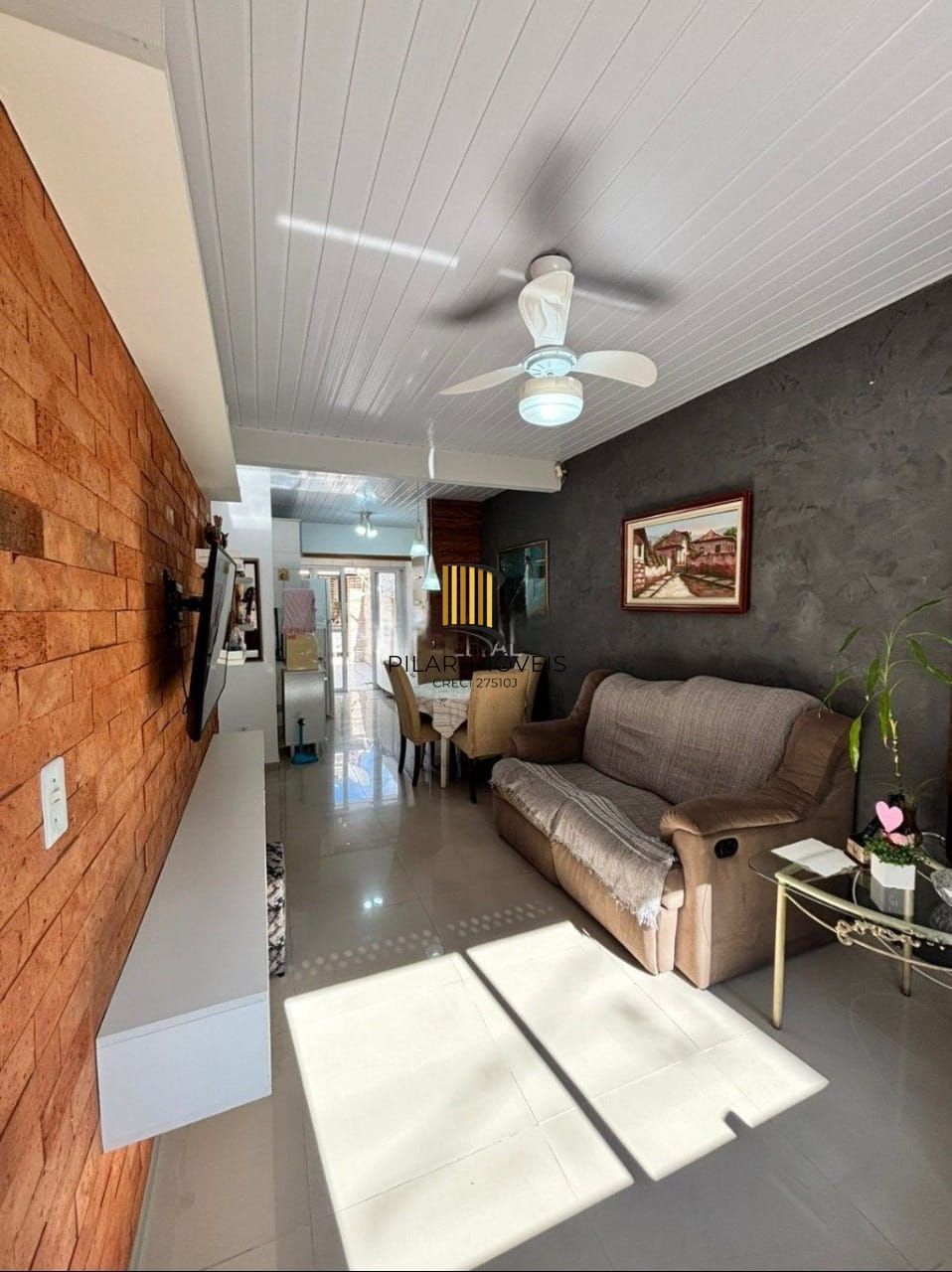 Casa 2 dormitórios Bairro Hípica - Zona Sul