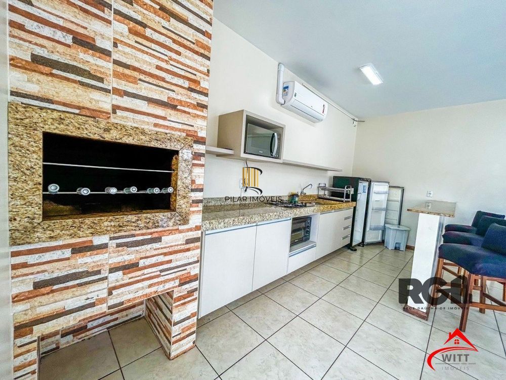 Casa em condomínio no bairro Hípica - 2 dormitórios