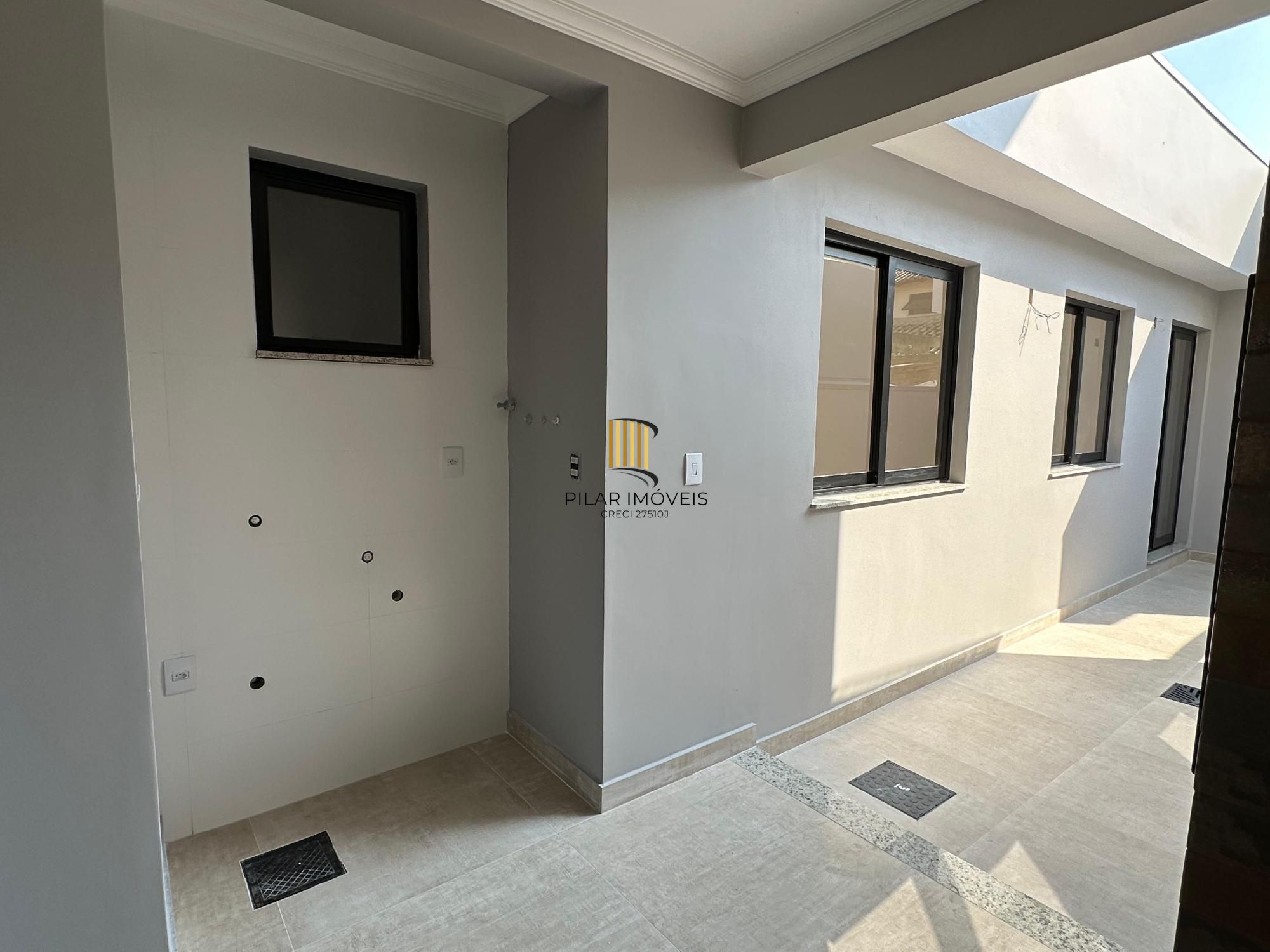 Casa 3 dormitórios no Bairro Hípica - Jardins do Prado